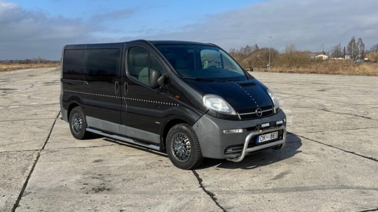 OPEL VIVARO KRAVAS BUSS