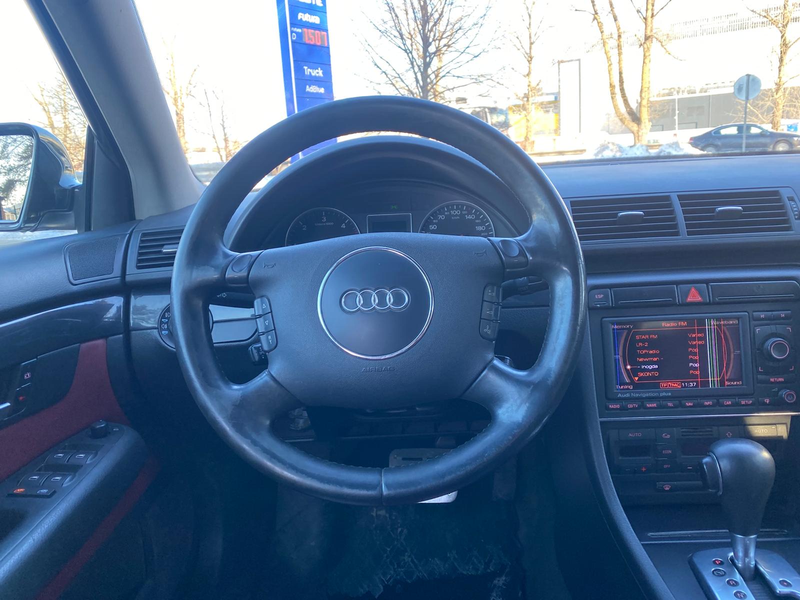 AUDI A4 QUATTRO
