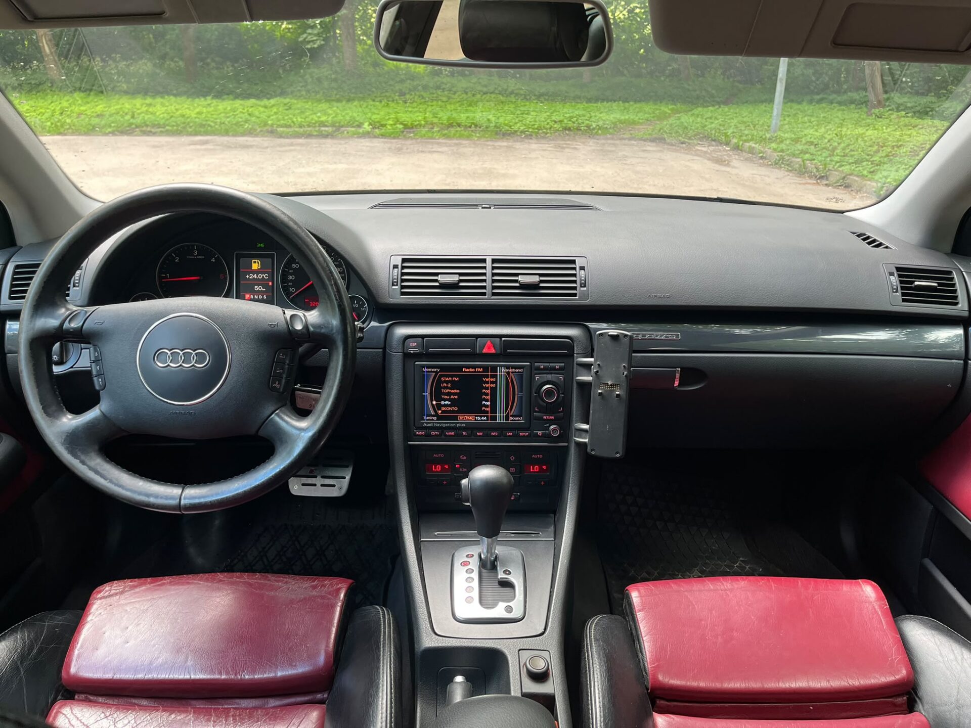 AUDI A4 QUATTRO