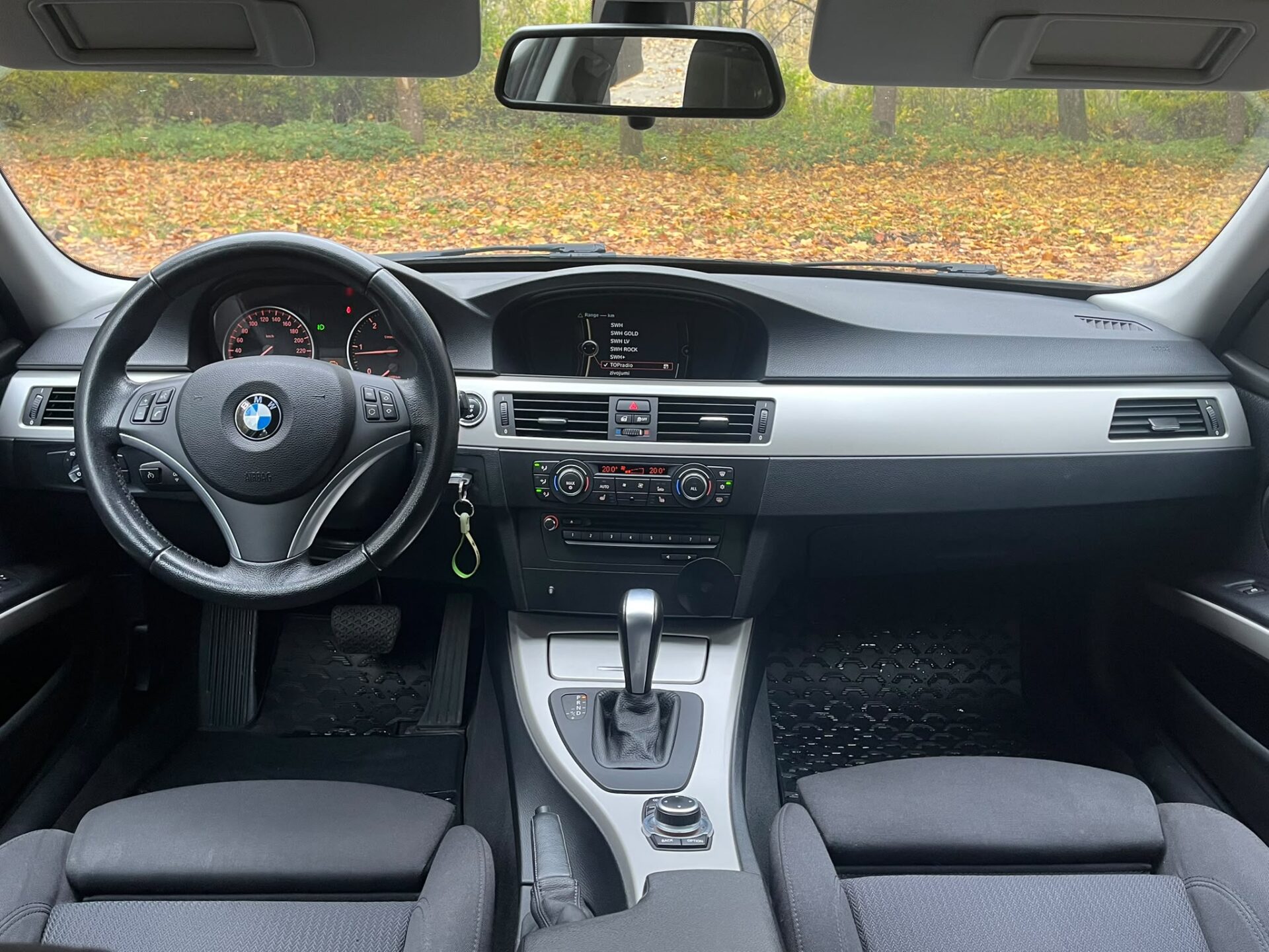 BMW 318 (E91)