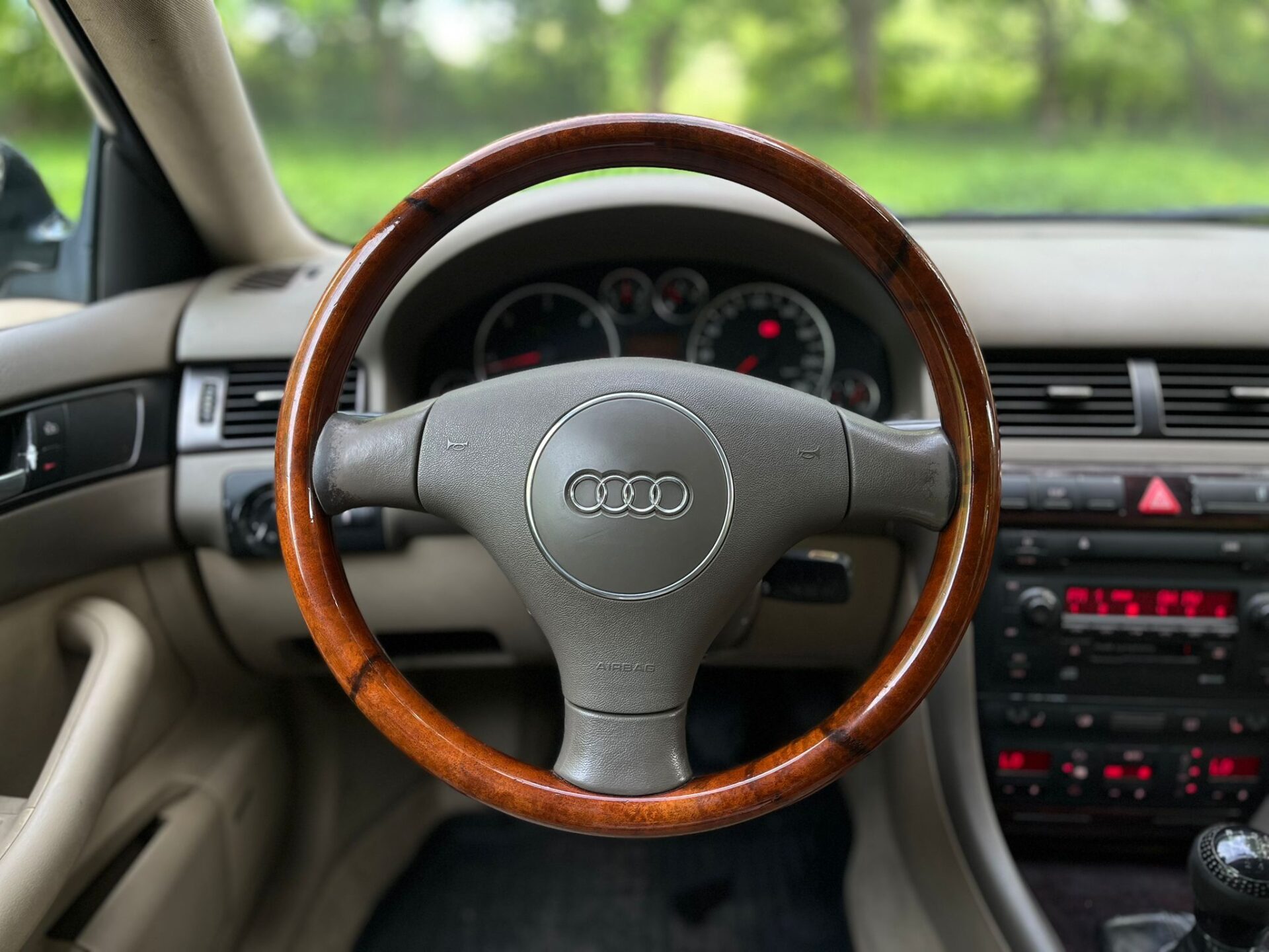 AUDI A6 AVANT