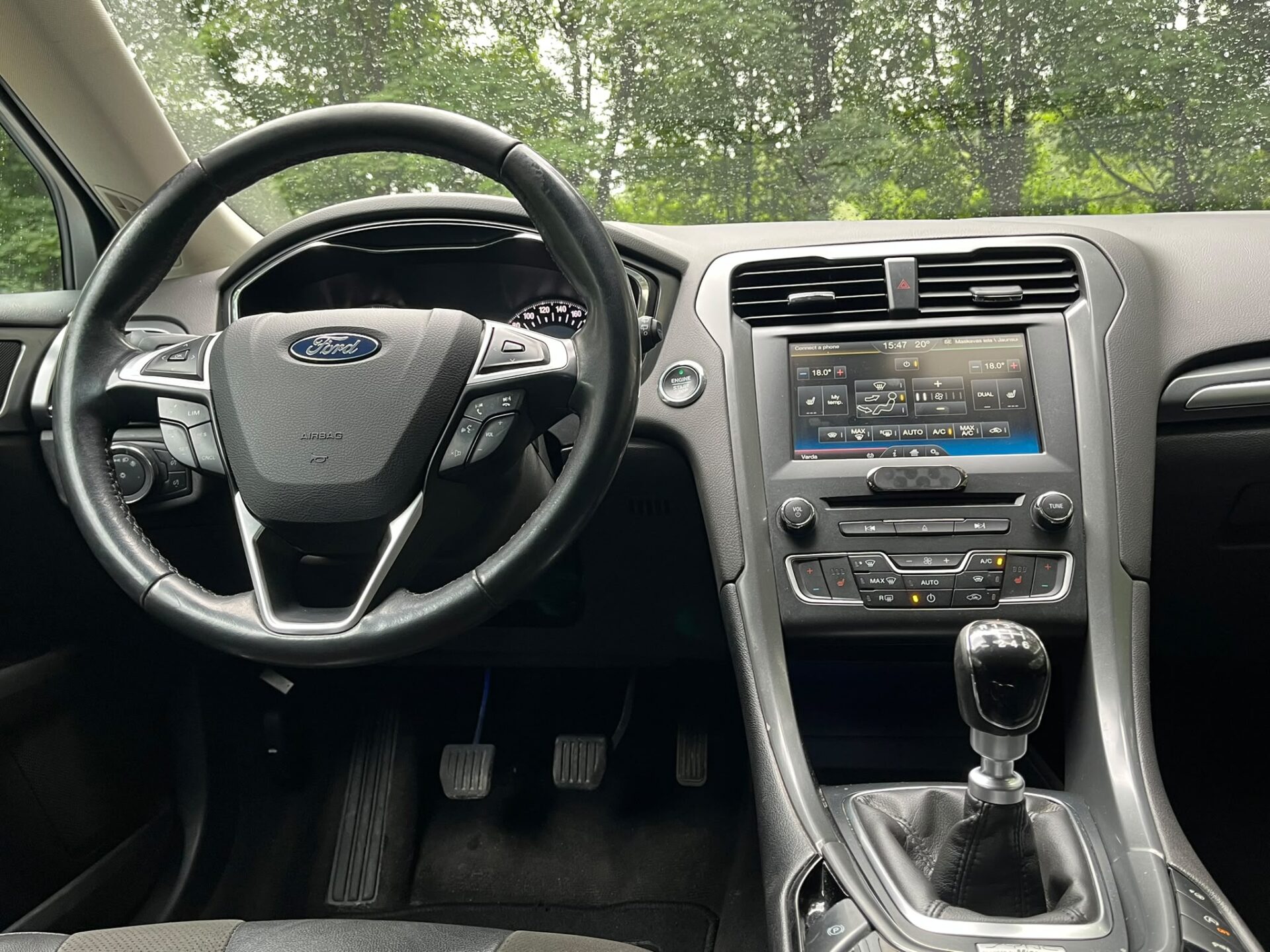 FORD MONDEO