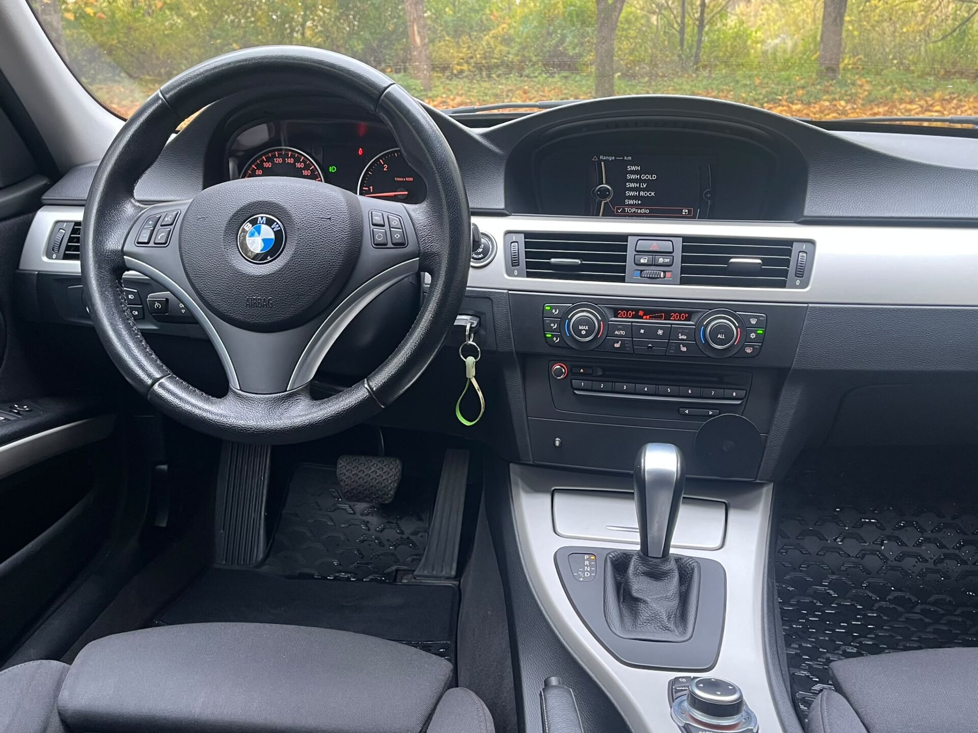 BMW 318 (E91)