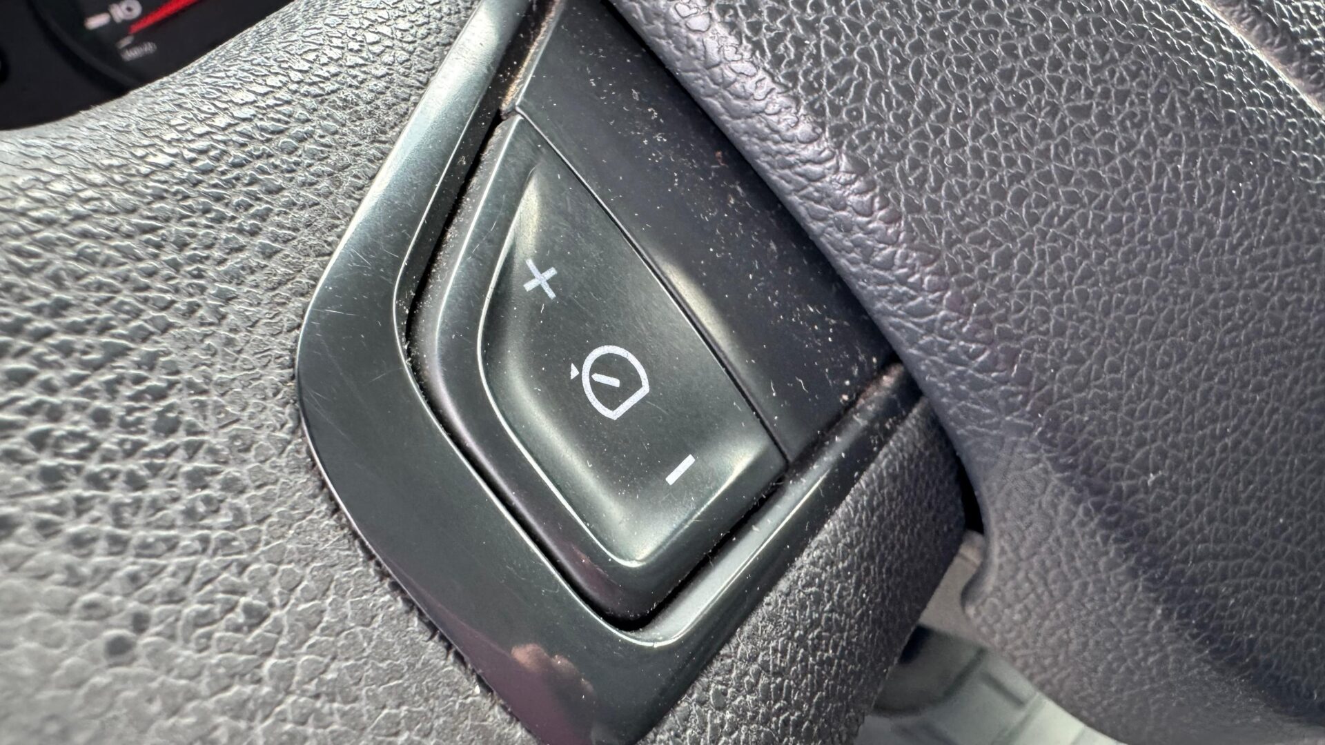 NISSAN NV400 KRAVAS BUSS