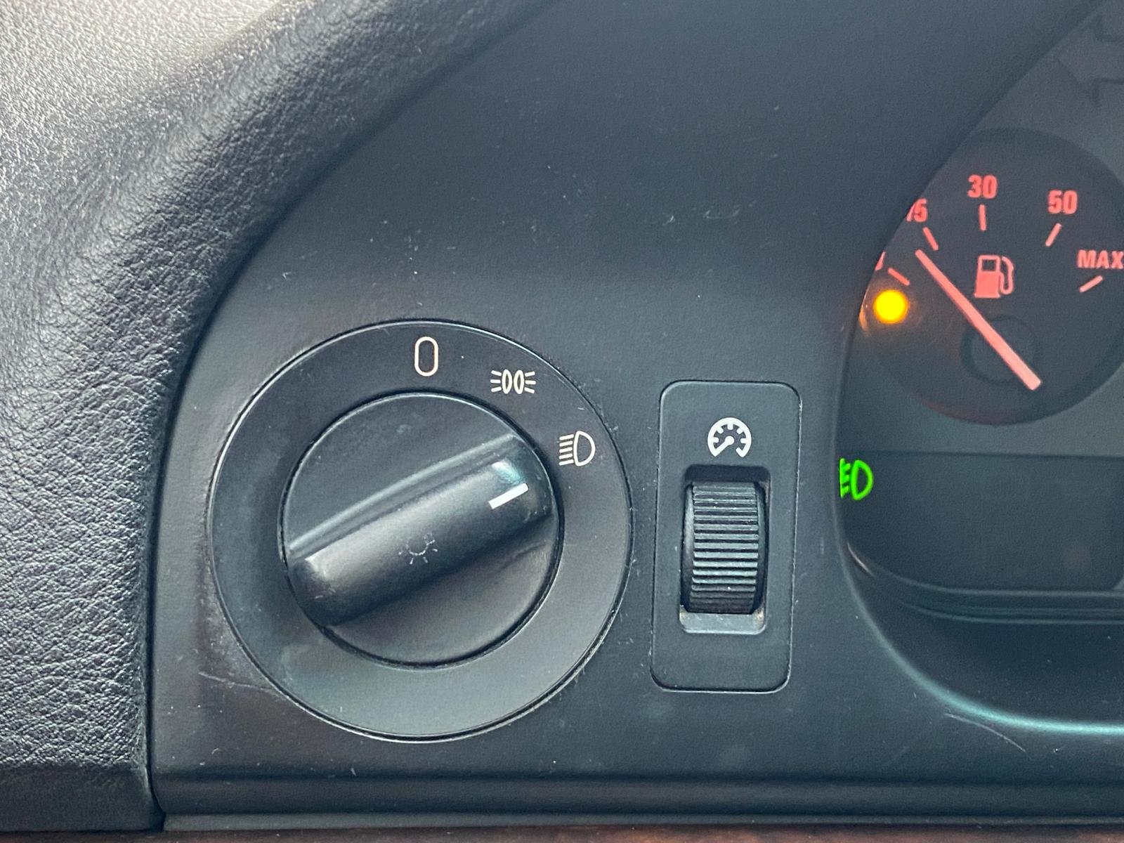 BMW 528 (E39) M-PACK