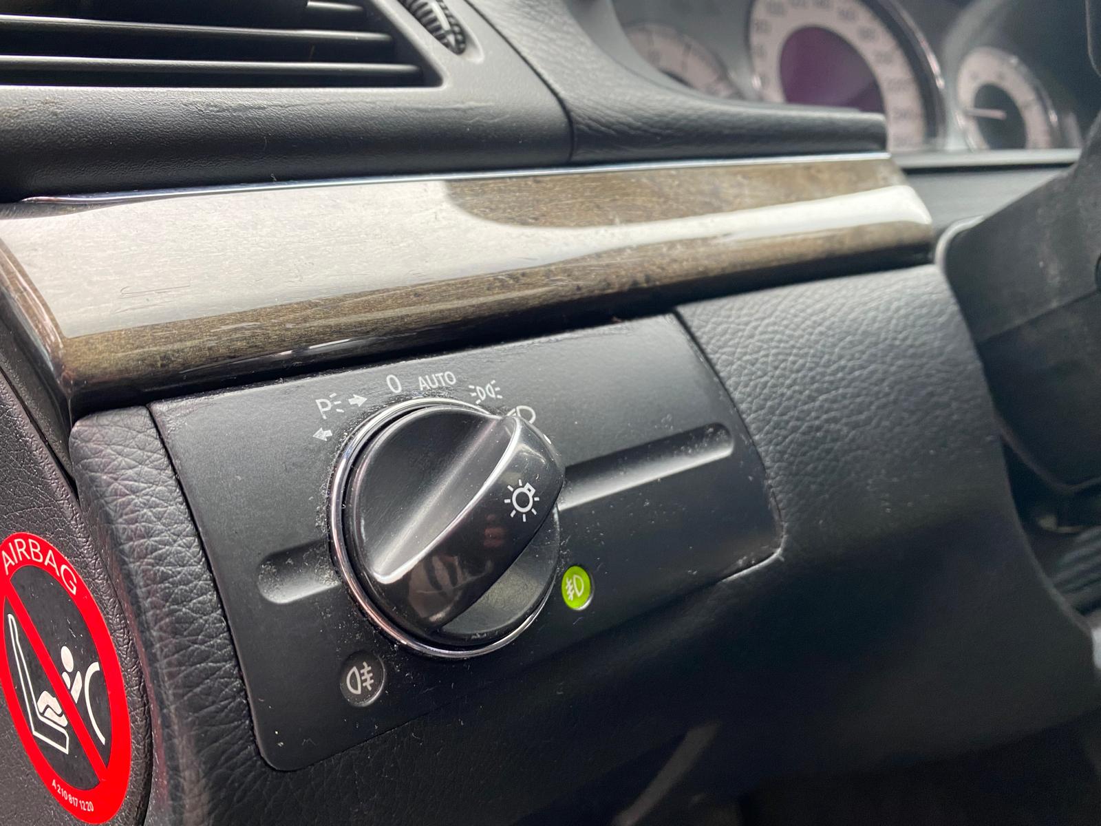 MERCEDES BENZ E220 AVANTGARDE