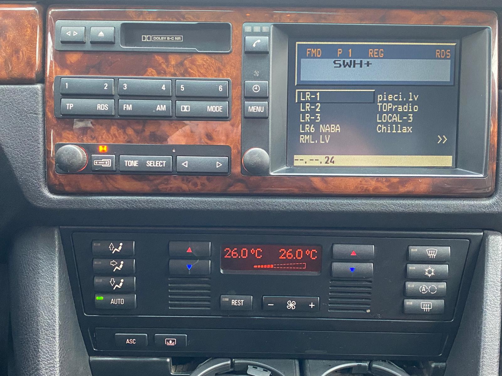 BMW 528 (E39) M-PACK