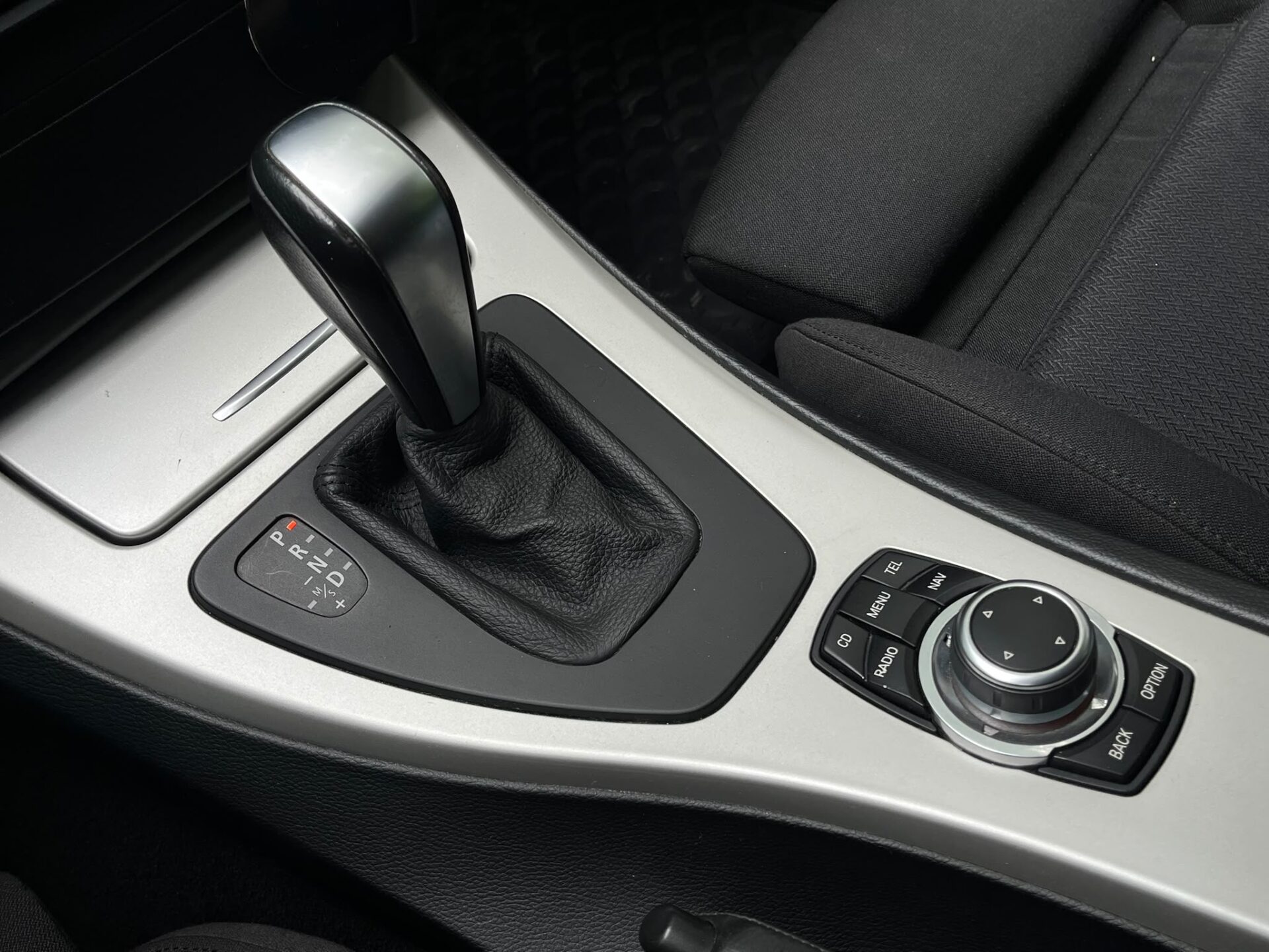 BMW 318 (E91)