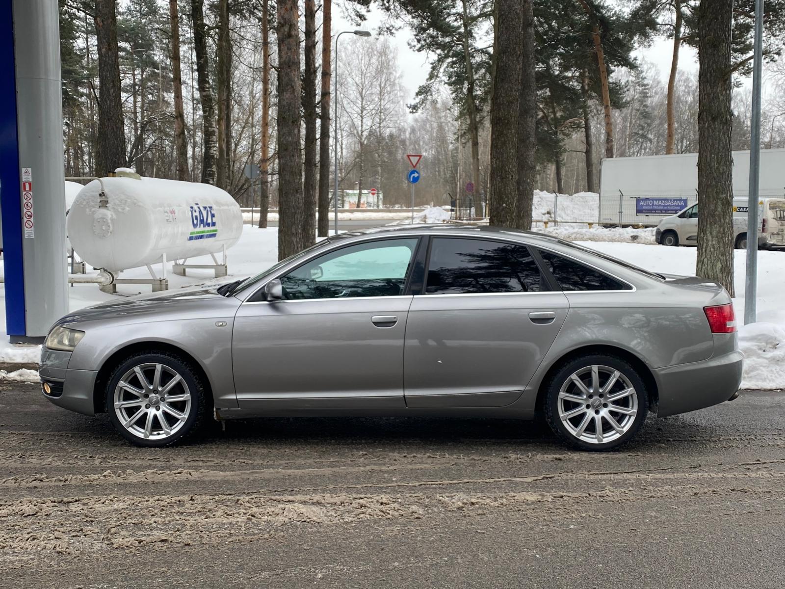 AUDI A6 QUATTRO