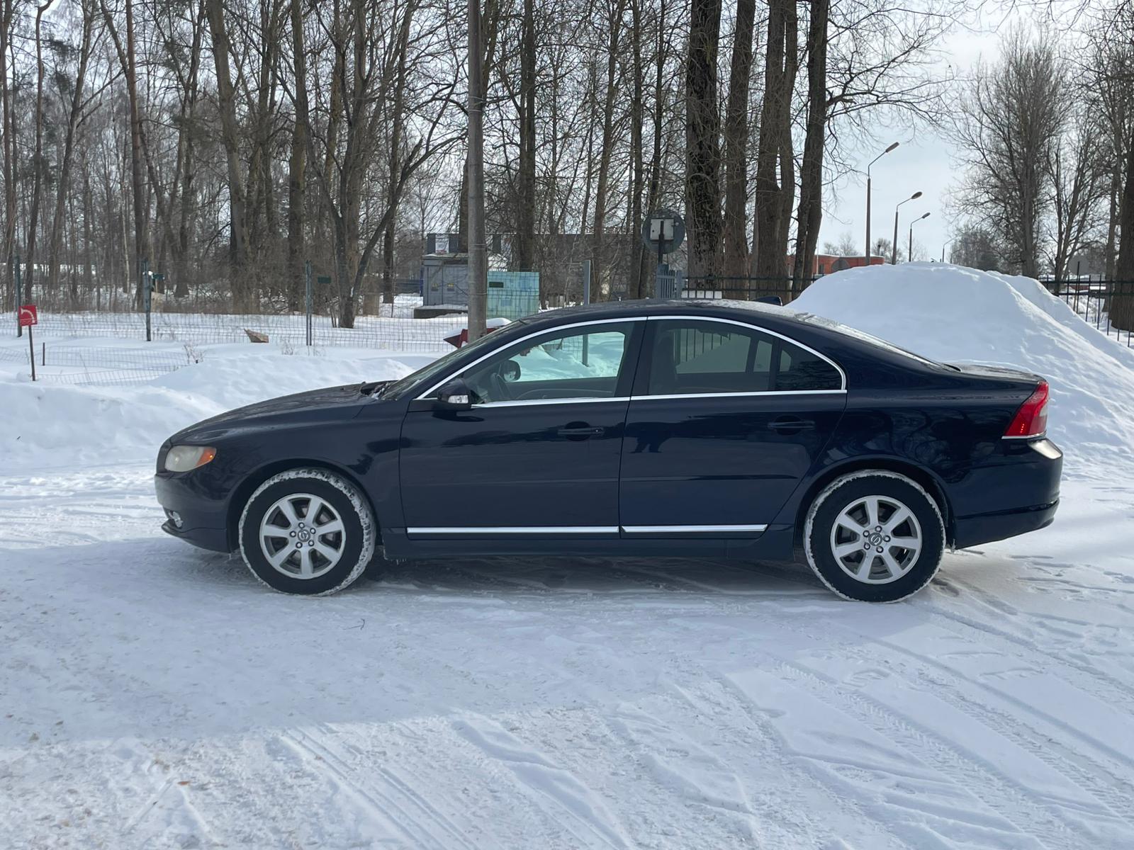 VOLVO S80