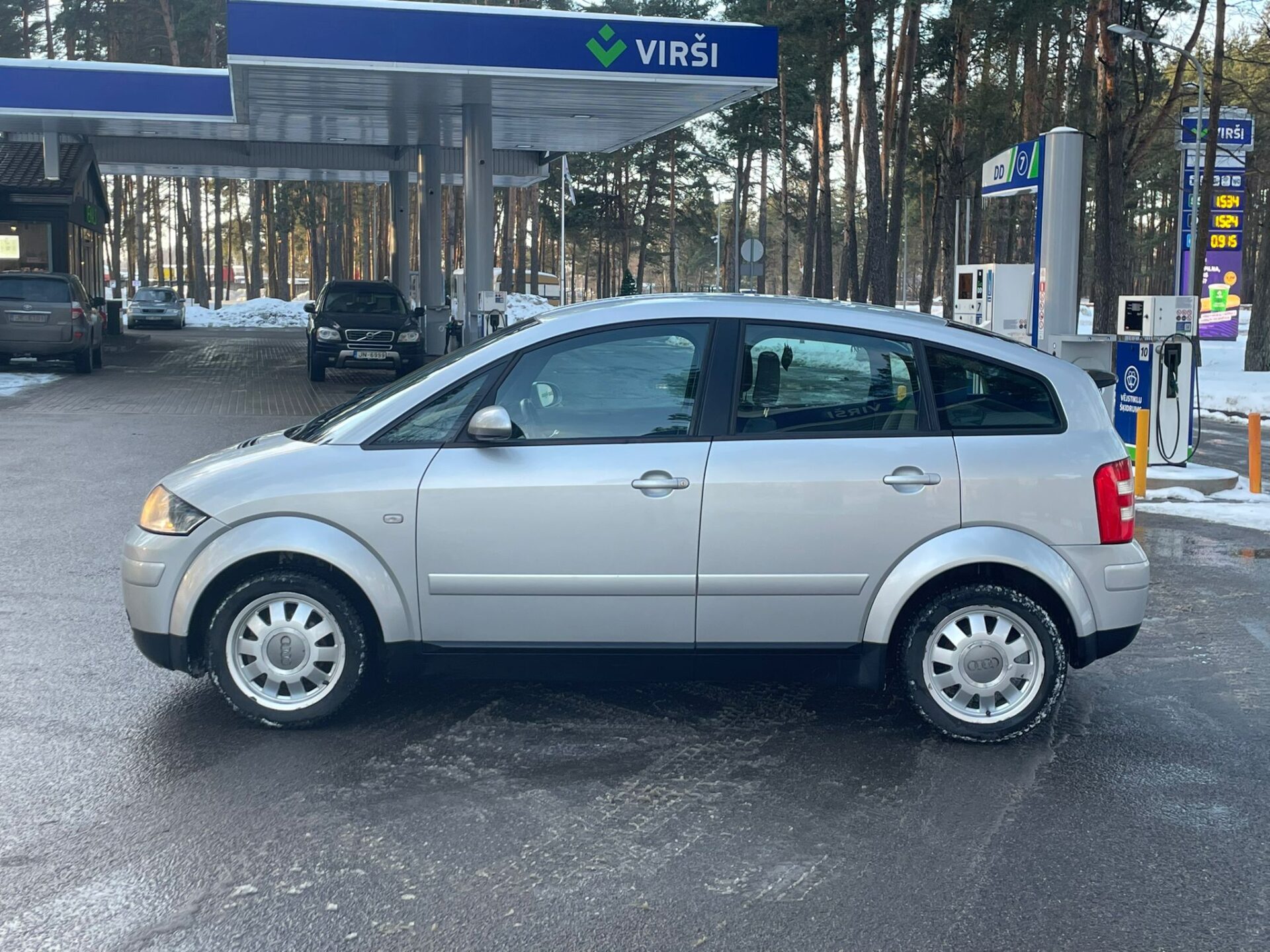 AUDI A2