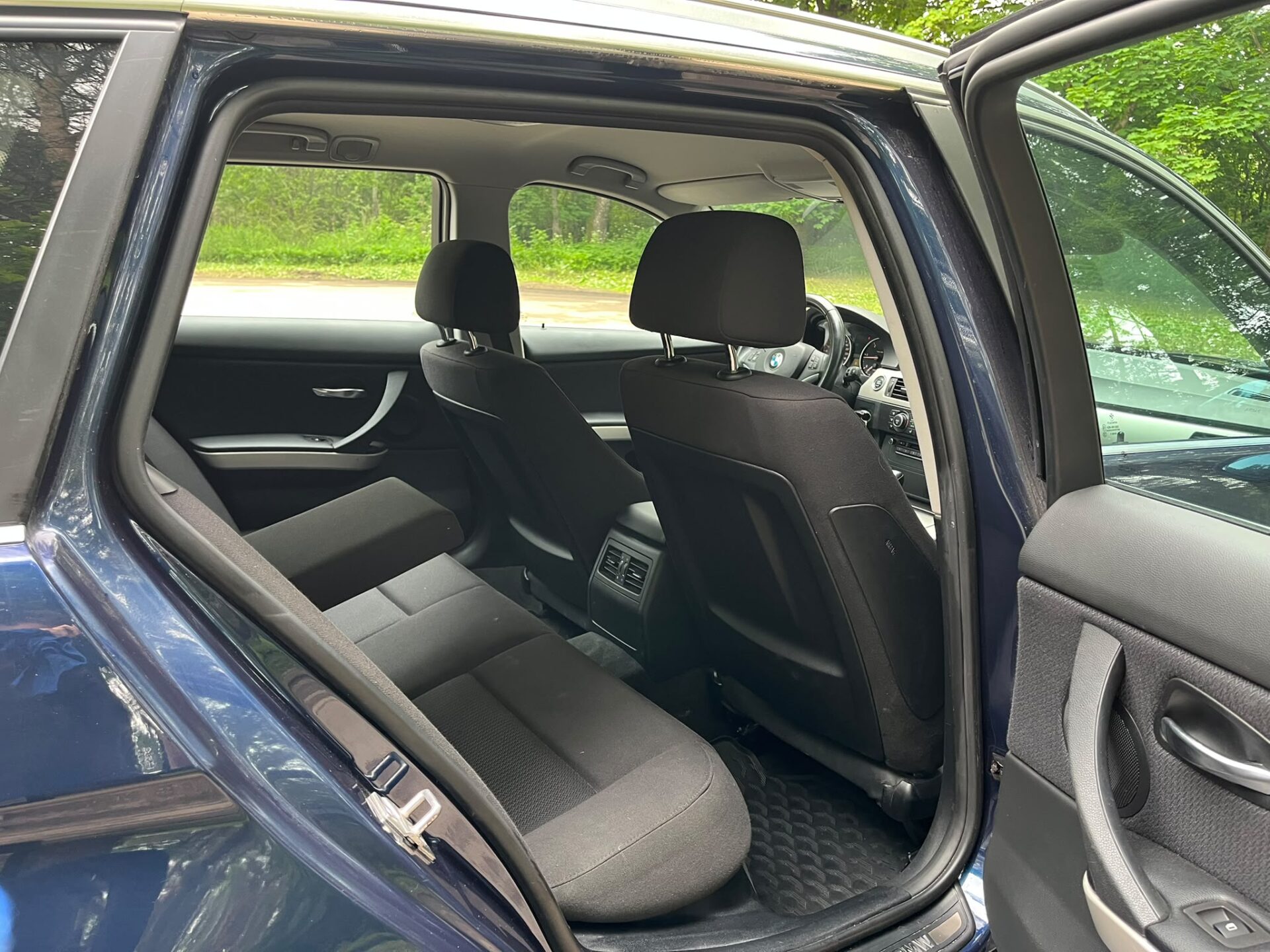 BMW 318 (E91)