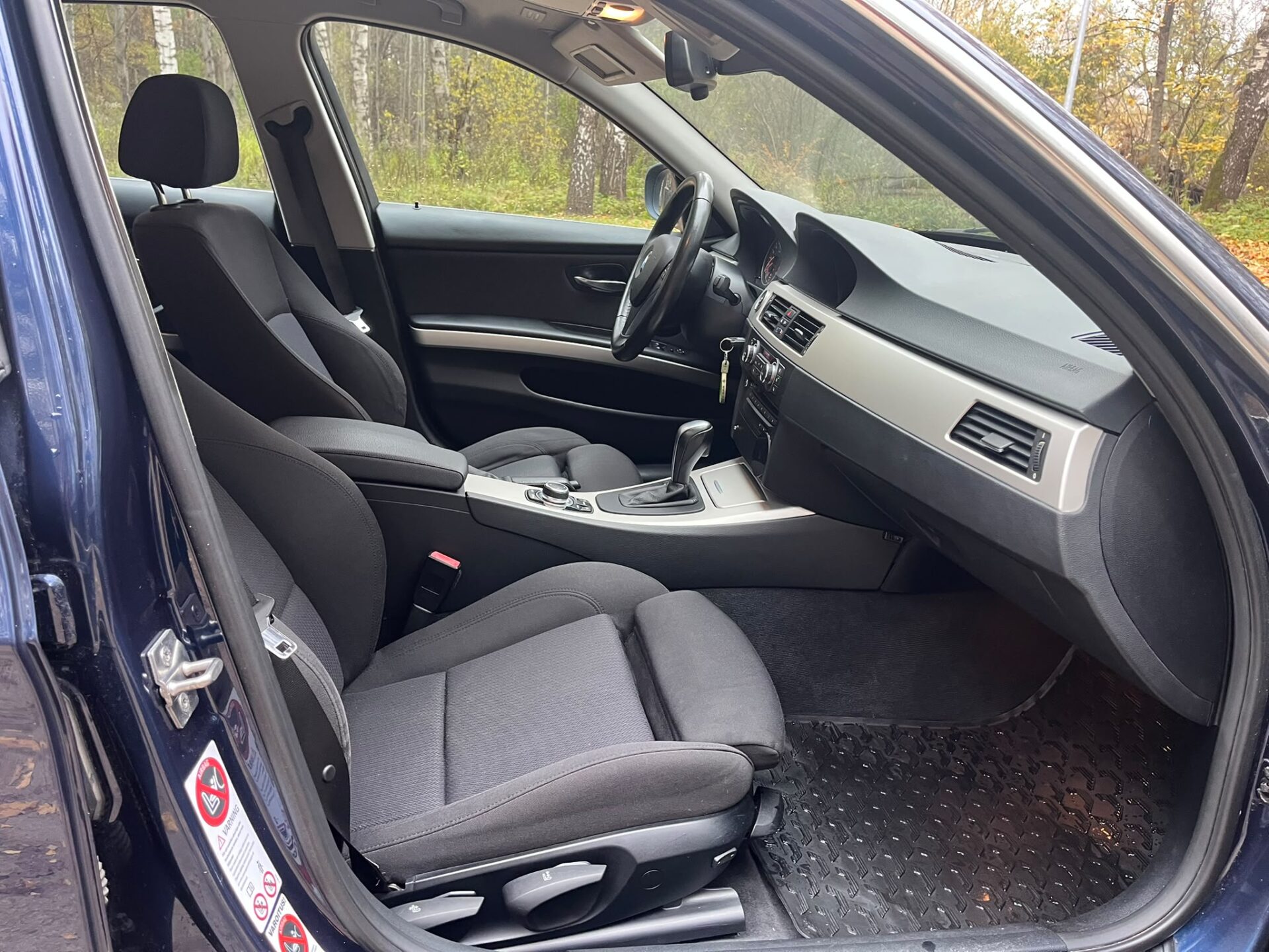 BMW 318 (E91)
