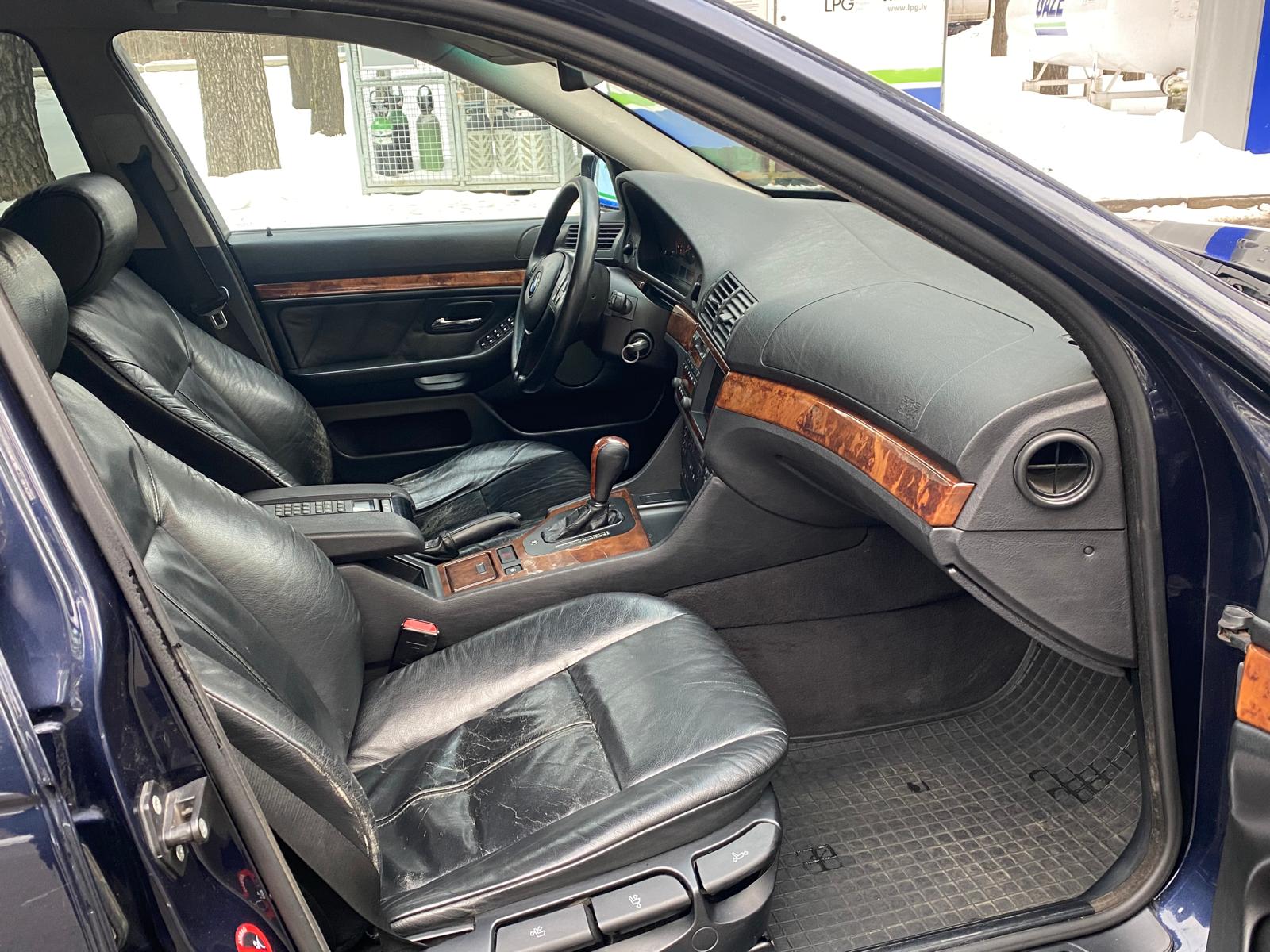 BMW 528 (E39) M-PACK