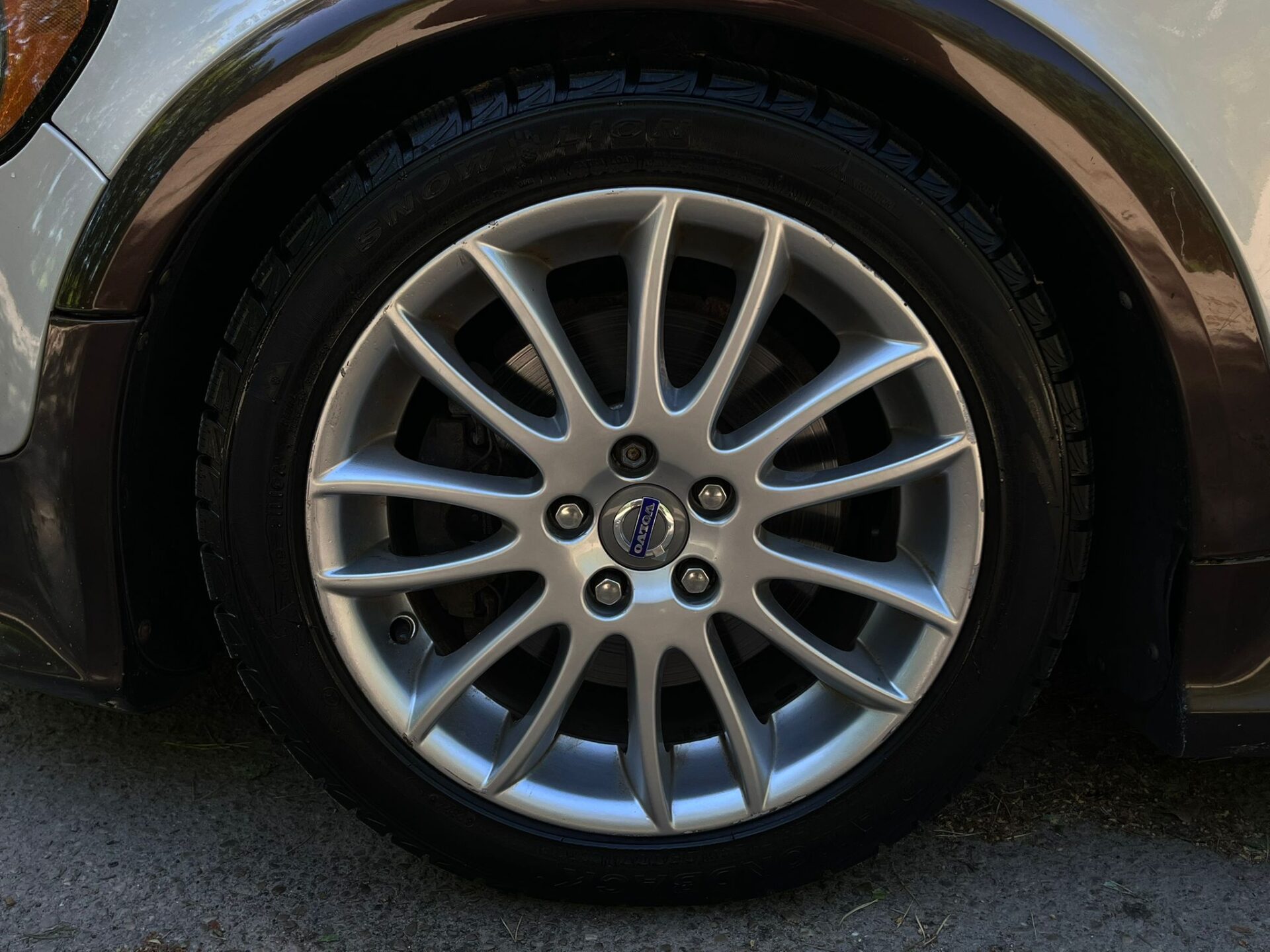 VOLVO C30