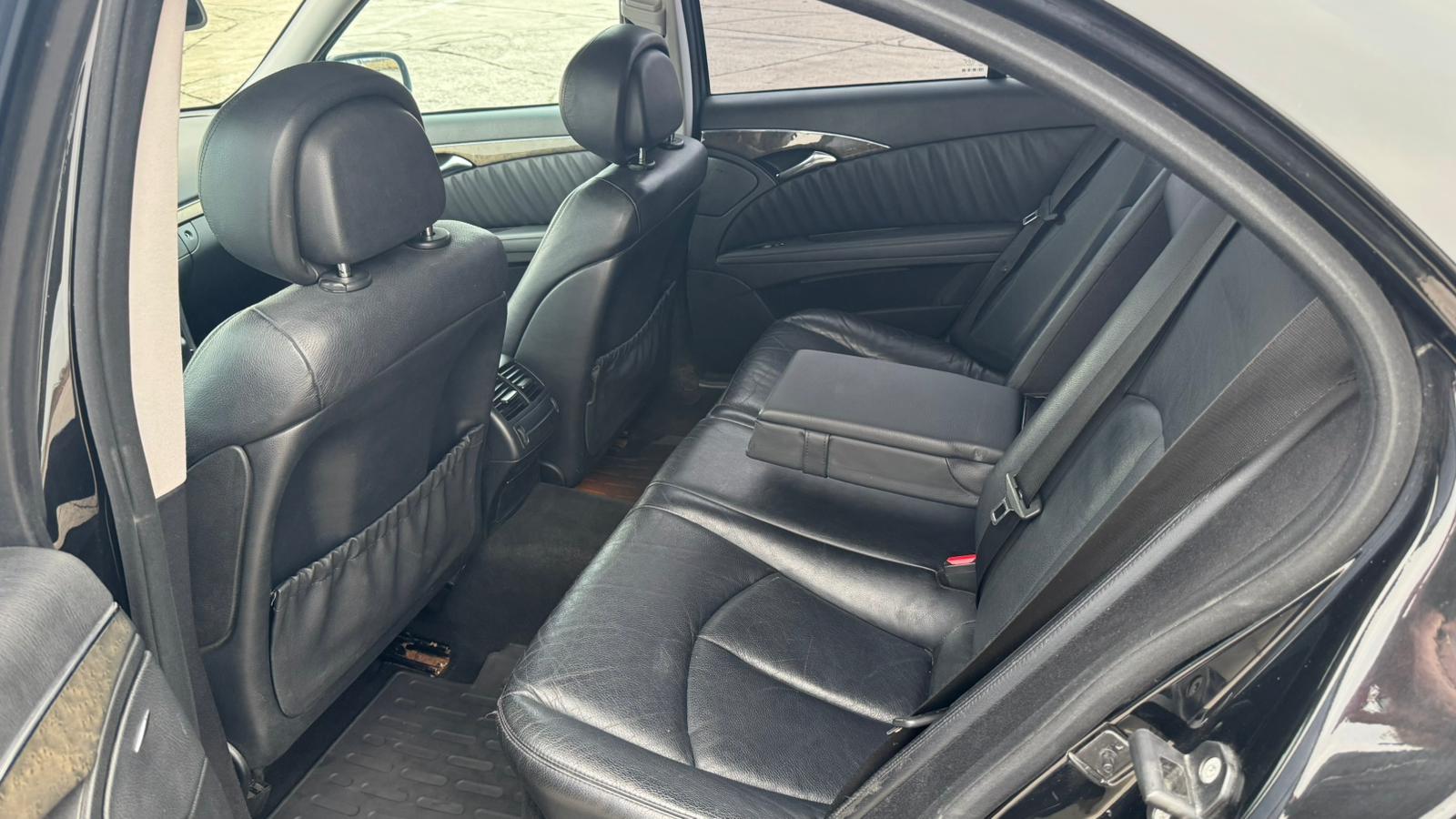 MERCEDES BENZ E220 AVANTGARDE