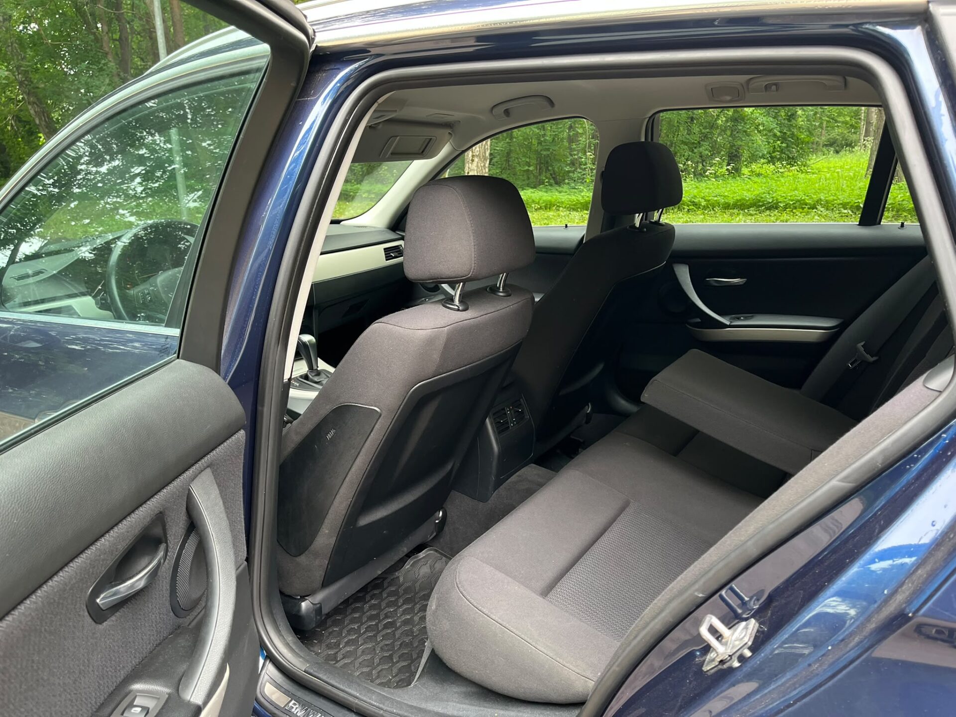 BMW 318 (E91)