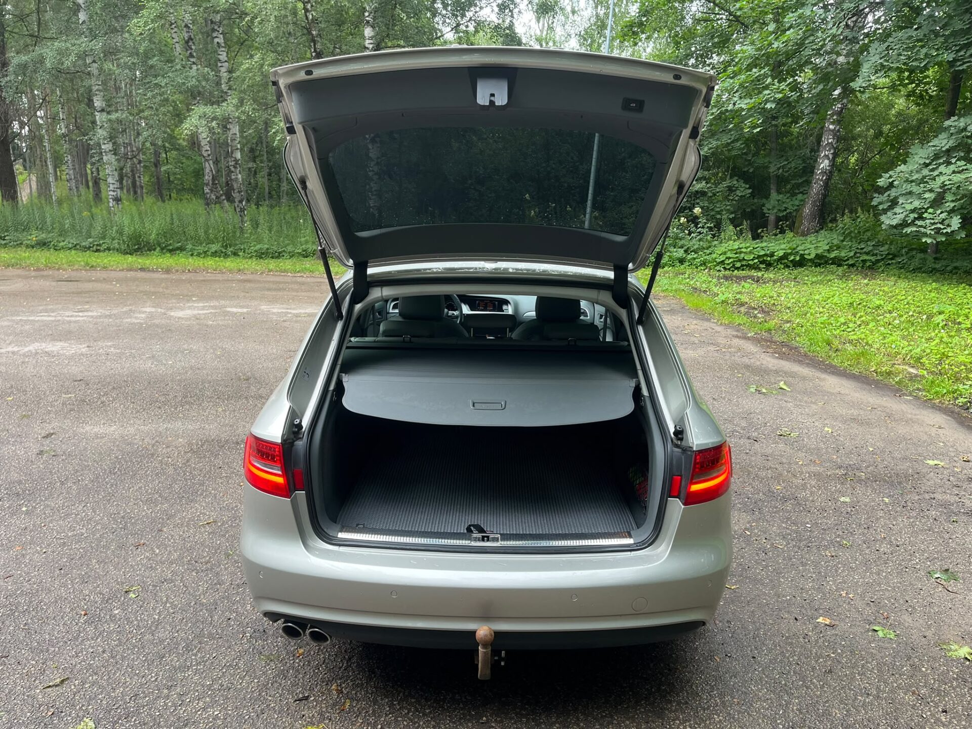 AUDI A4 AVANT
