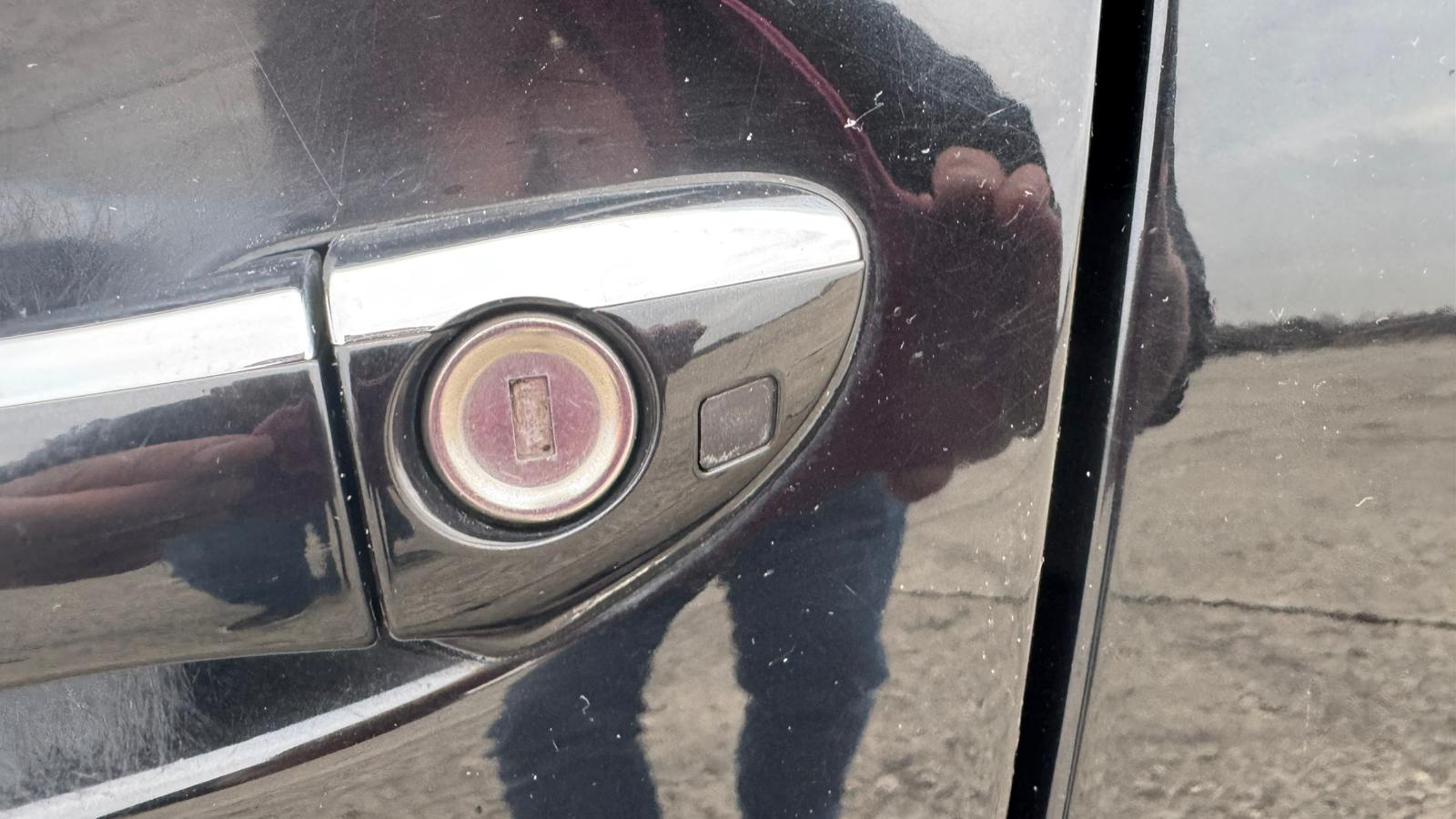 MERCEDES BENZ E220 AVANTGARDE