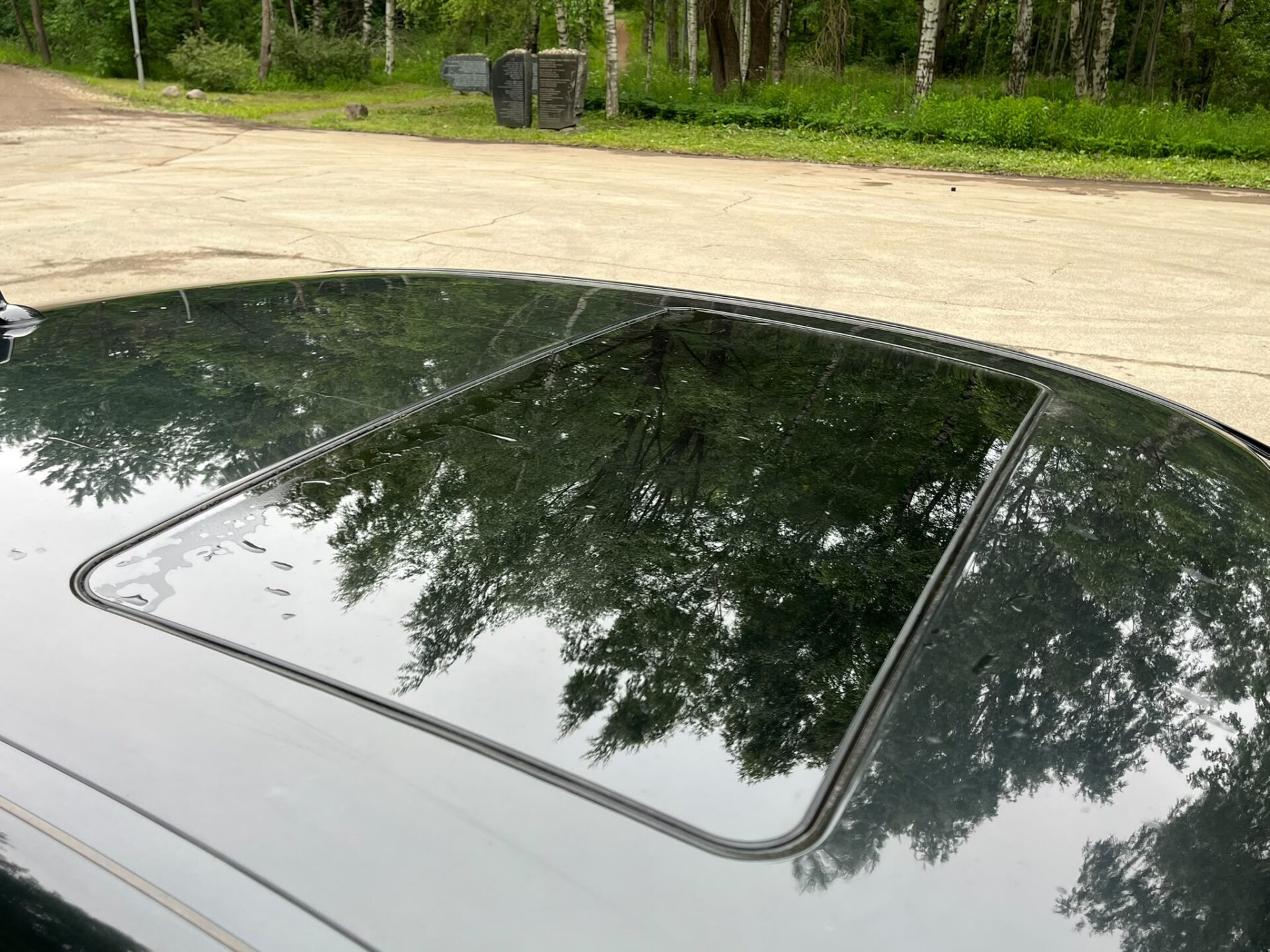 MERCEDES BENZ E220 AVANTGARDE