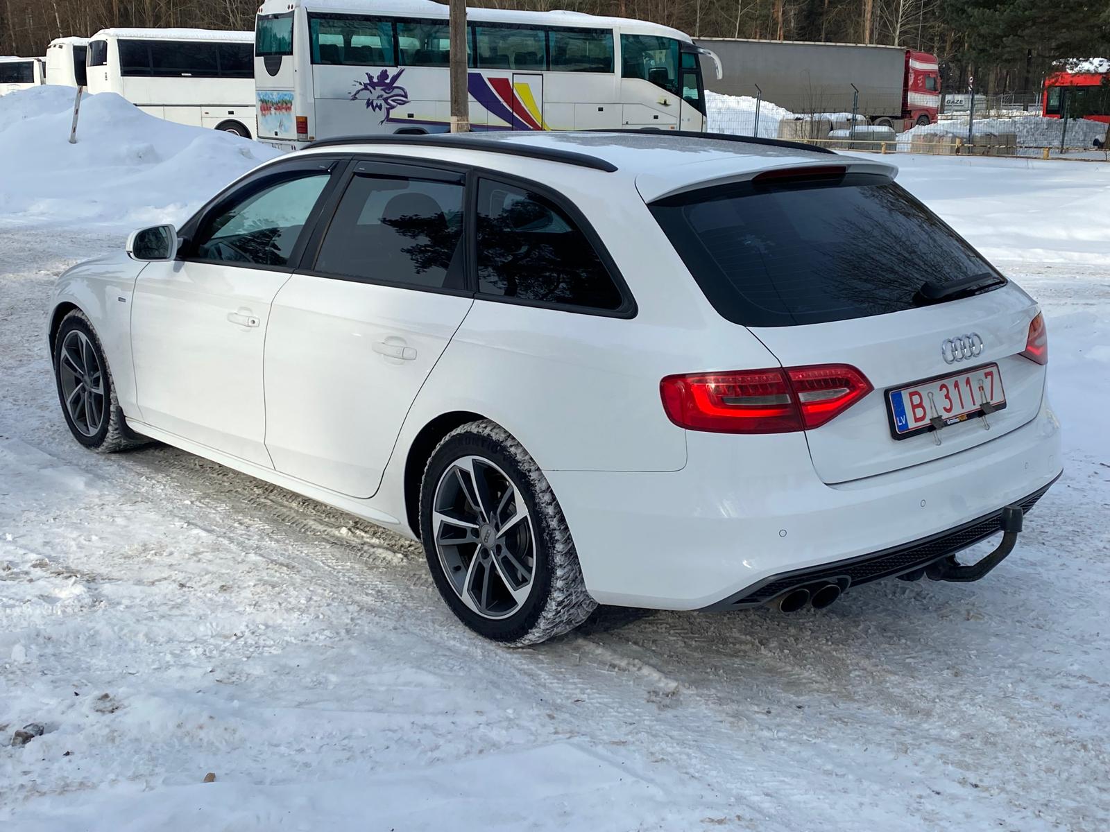 AUDI A4 S-LINE