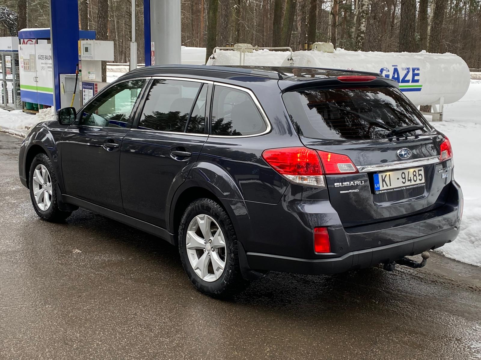 SUBARU LEGACY OUTBACK