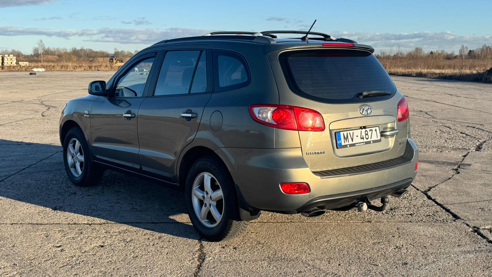 HYUNDAI SANTA FE