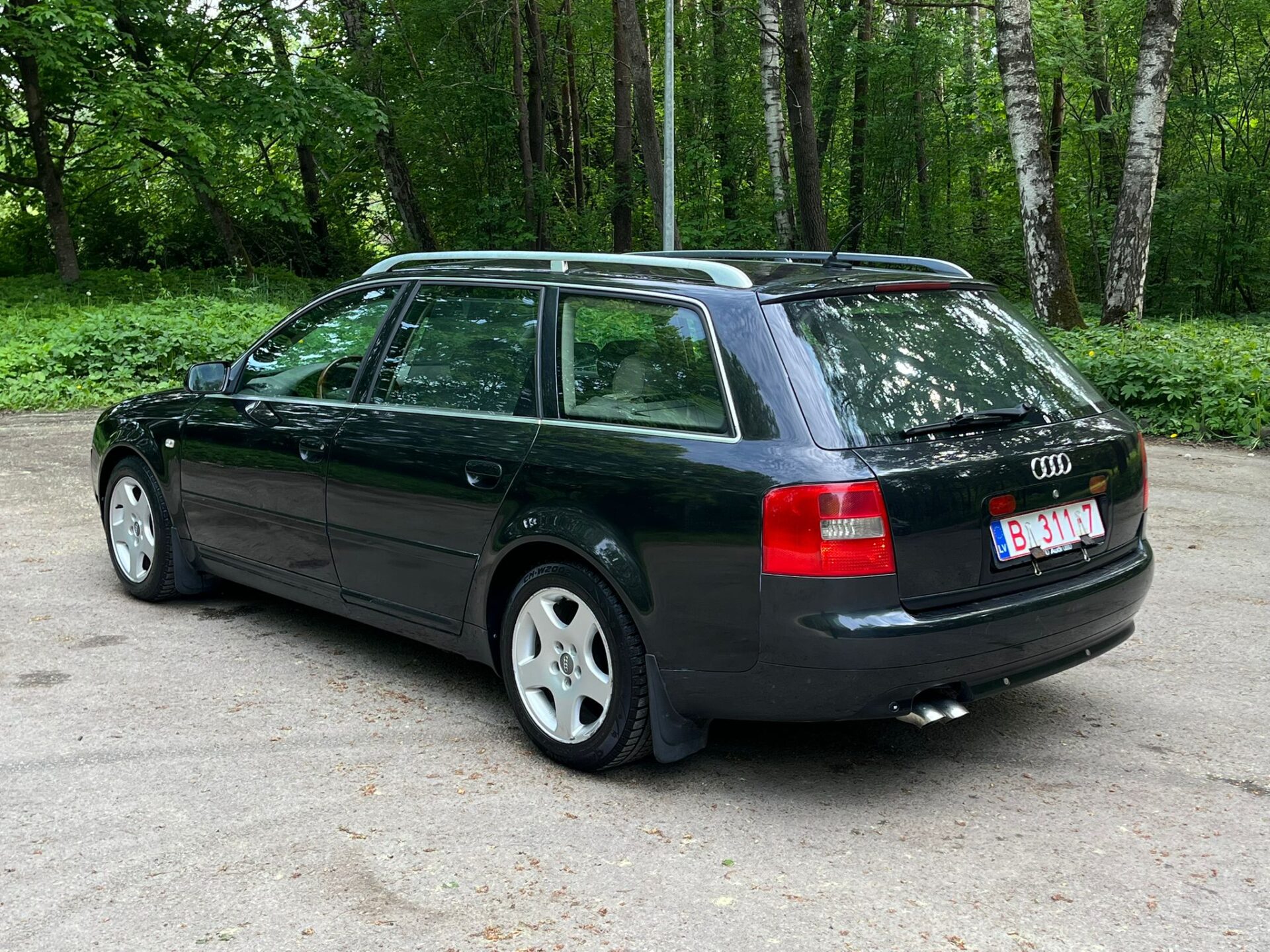 AUDI A6 AVANT