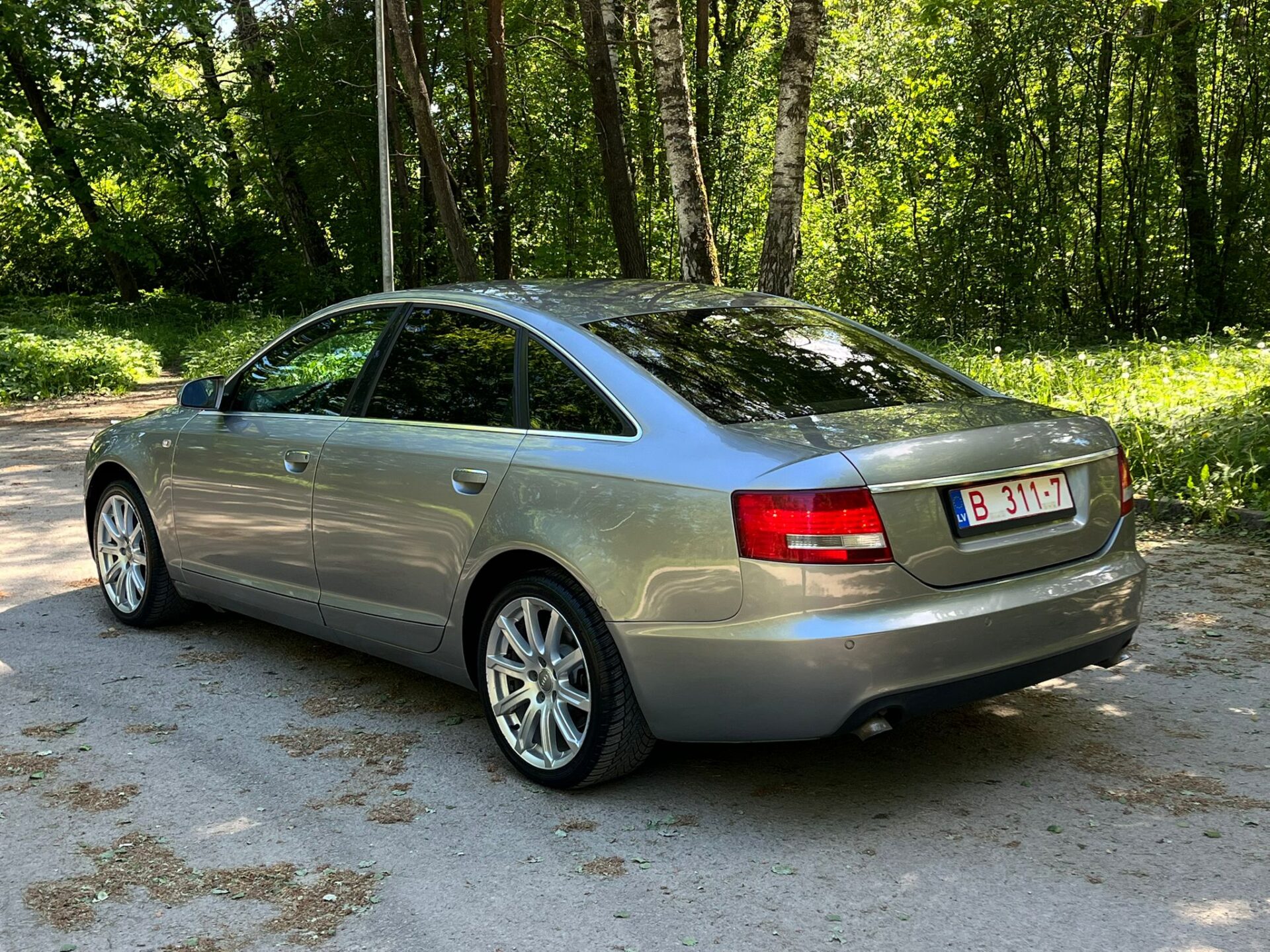 AUDI A6 QUATTRO