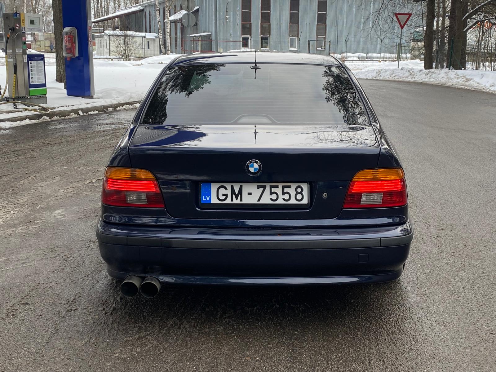 BMW 528 (E39) M-PACK