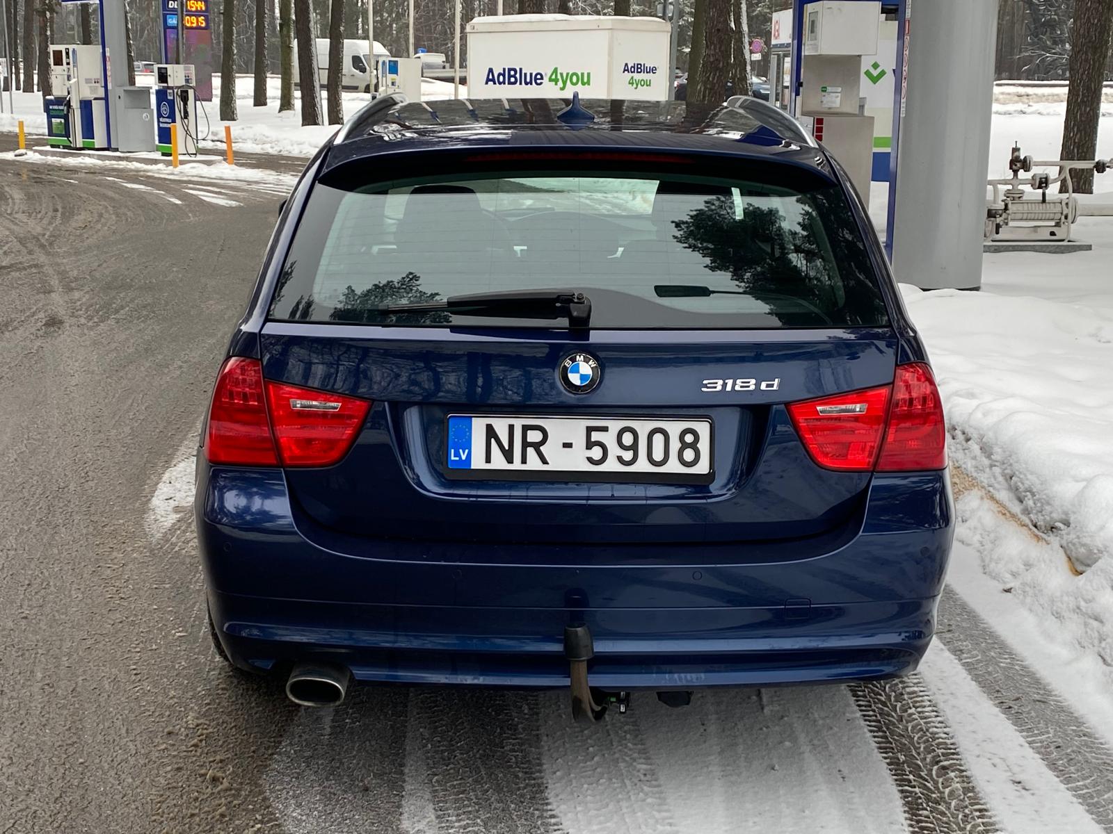 BMW 318 (E91)
