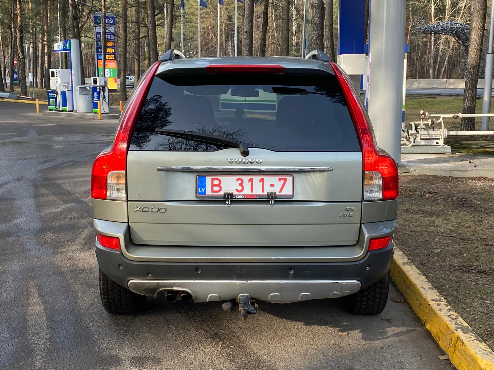 VOLVO XC90