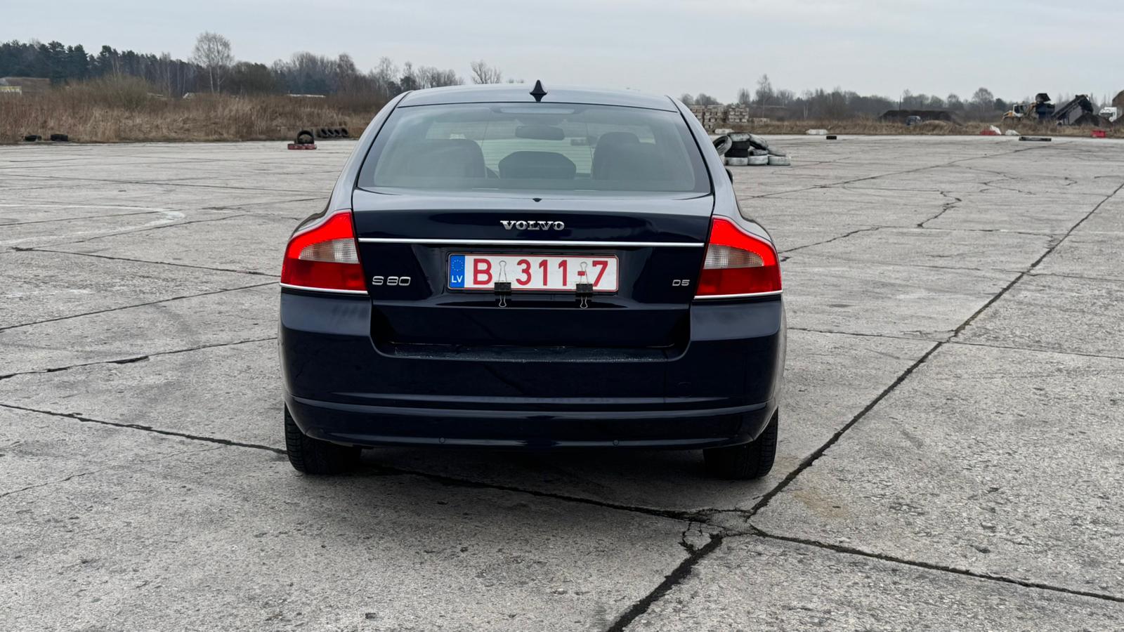 VOLVO S80