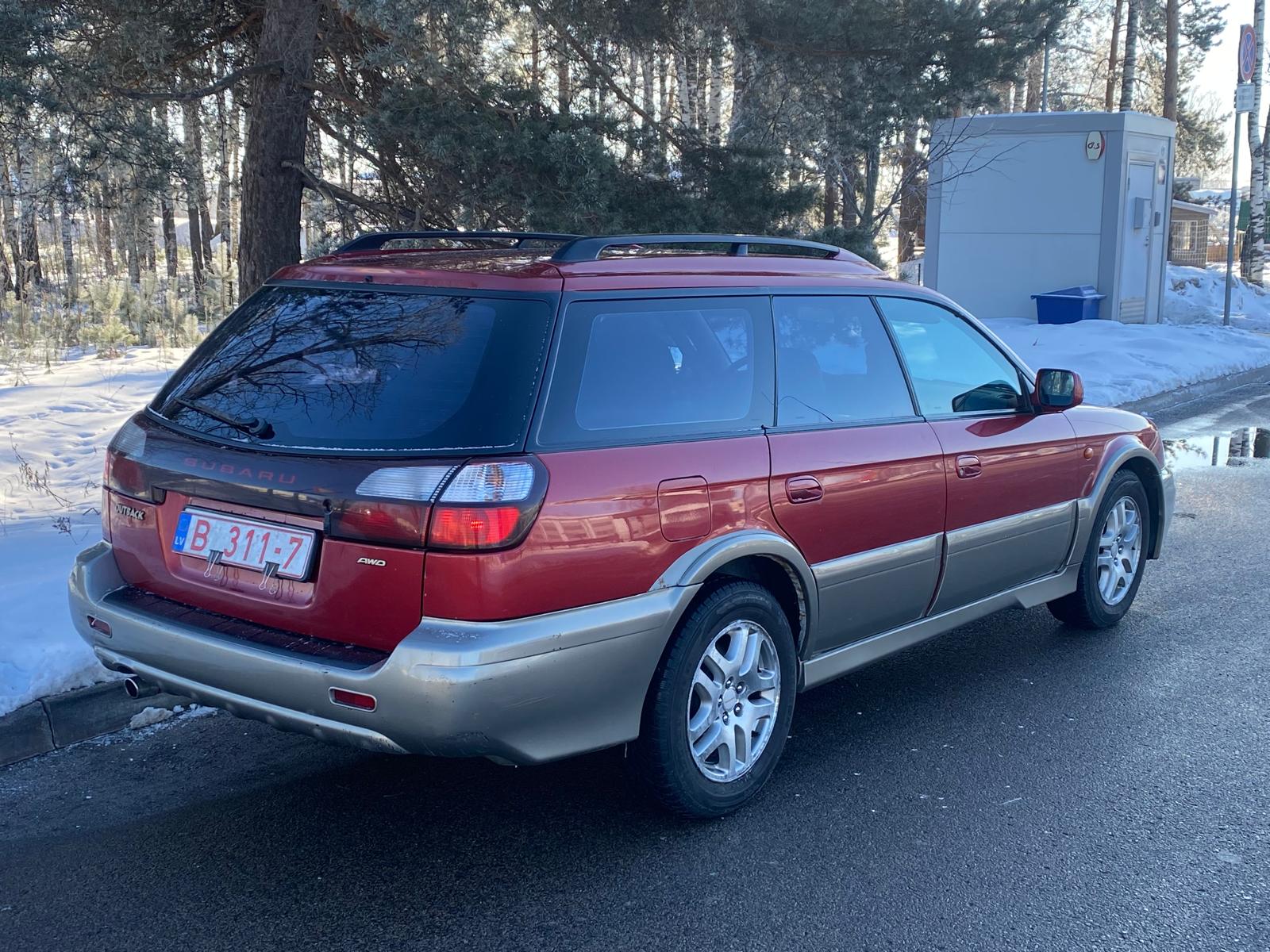 SUBARU LEGACY AWD