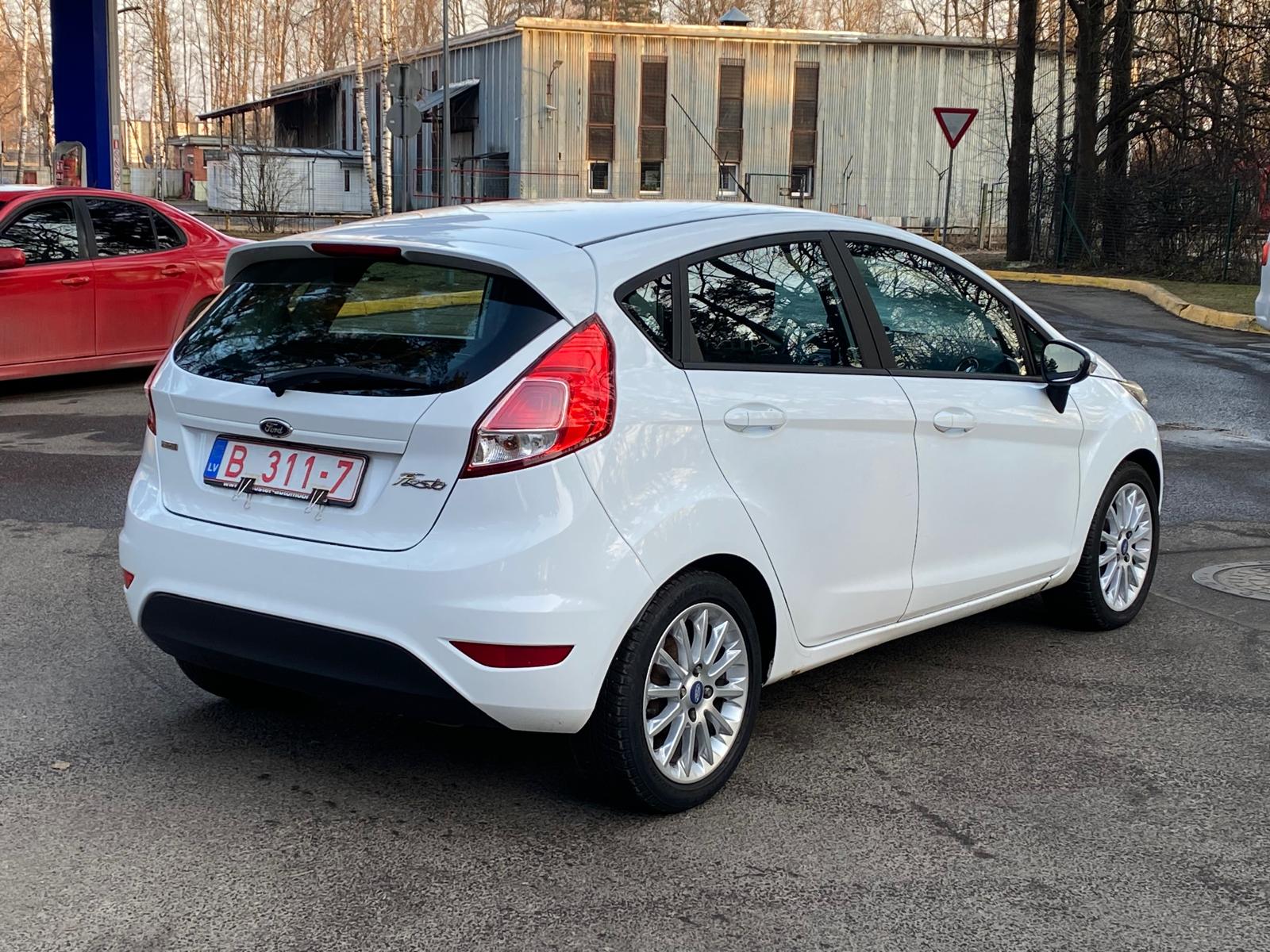 FORD FIESTA