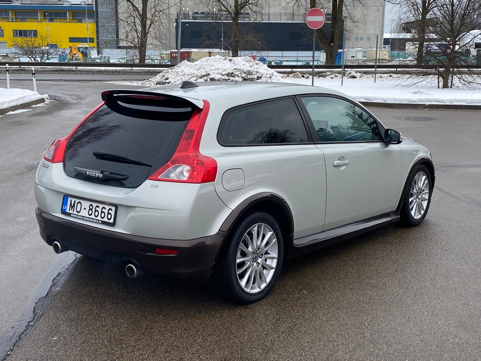 VOLVO C30
