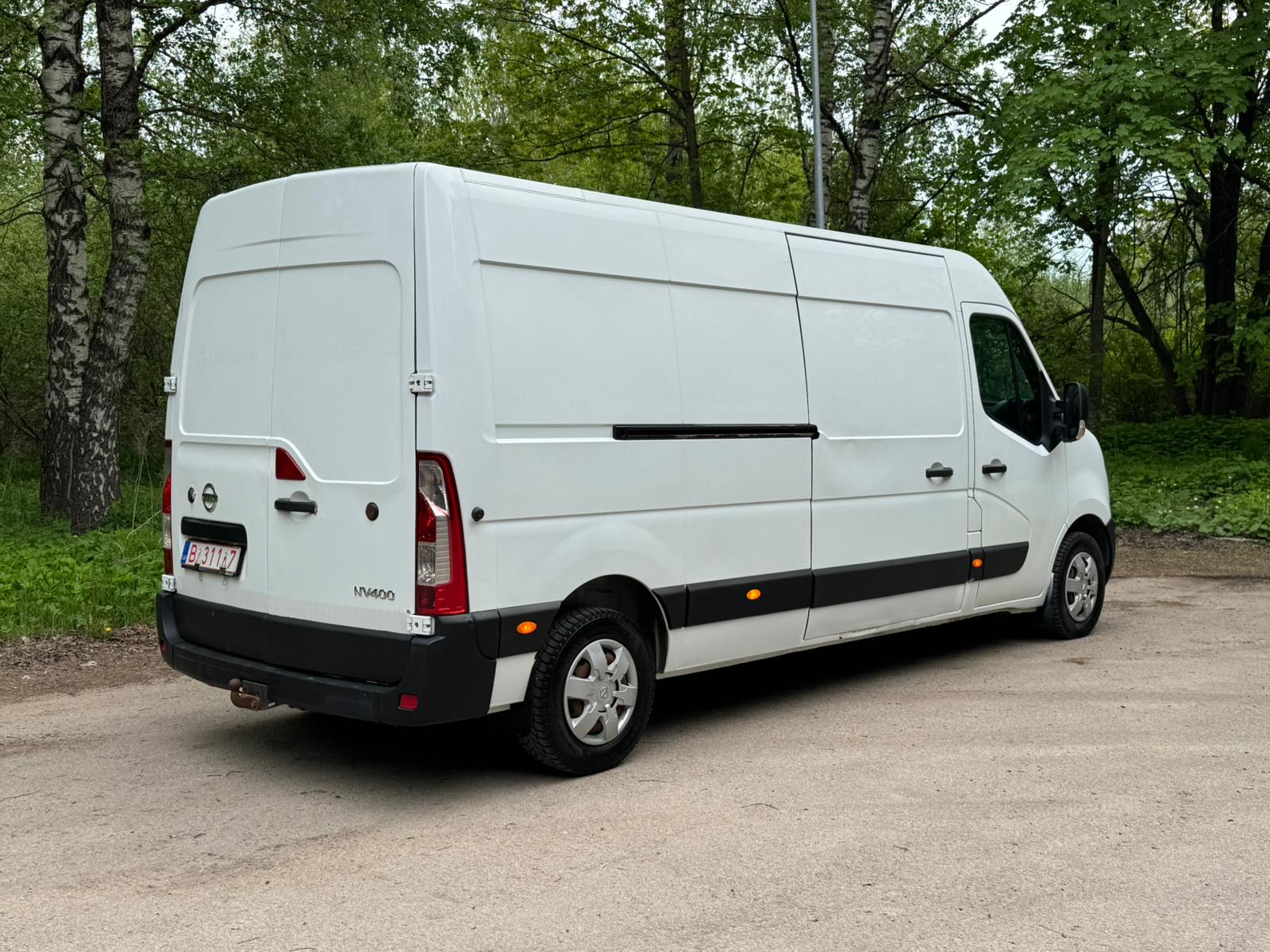 NISSAN NV400 KRAVAS BUSS