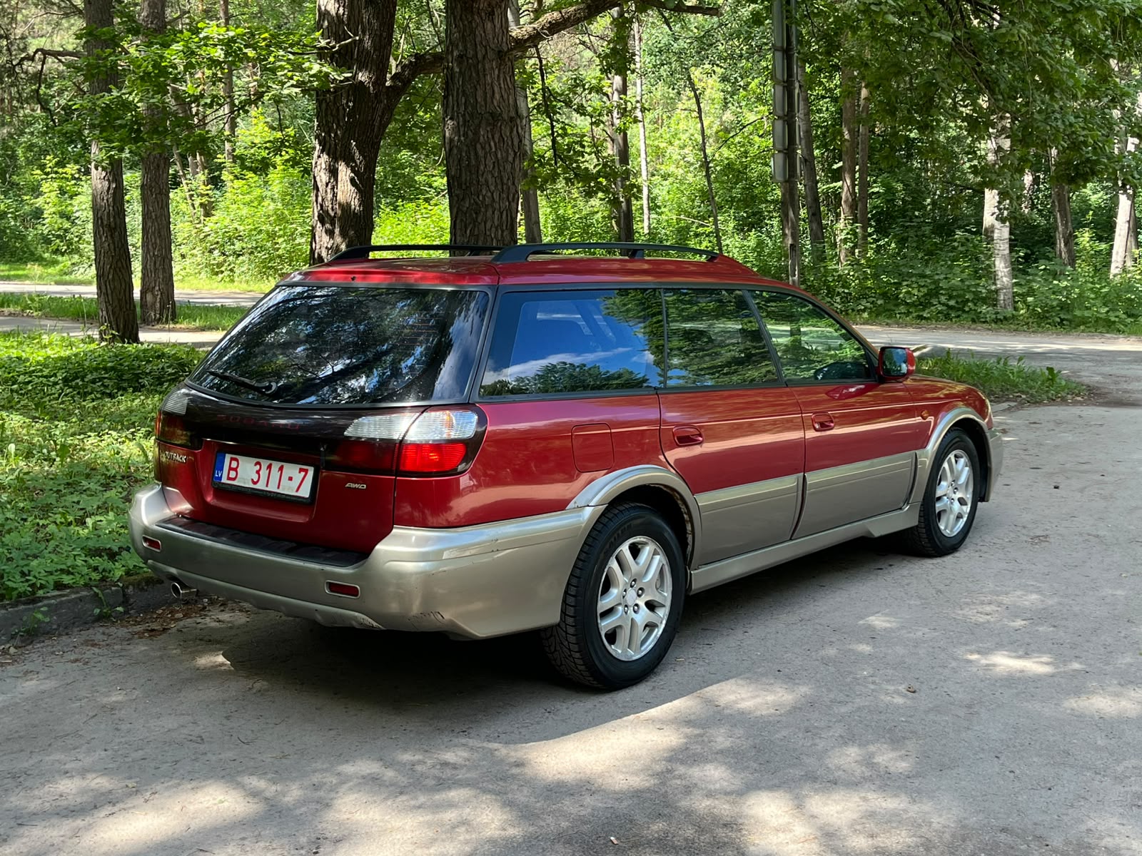 SUBARU LEGACY AWD