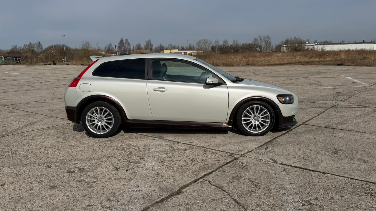 VOLVO C30