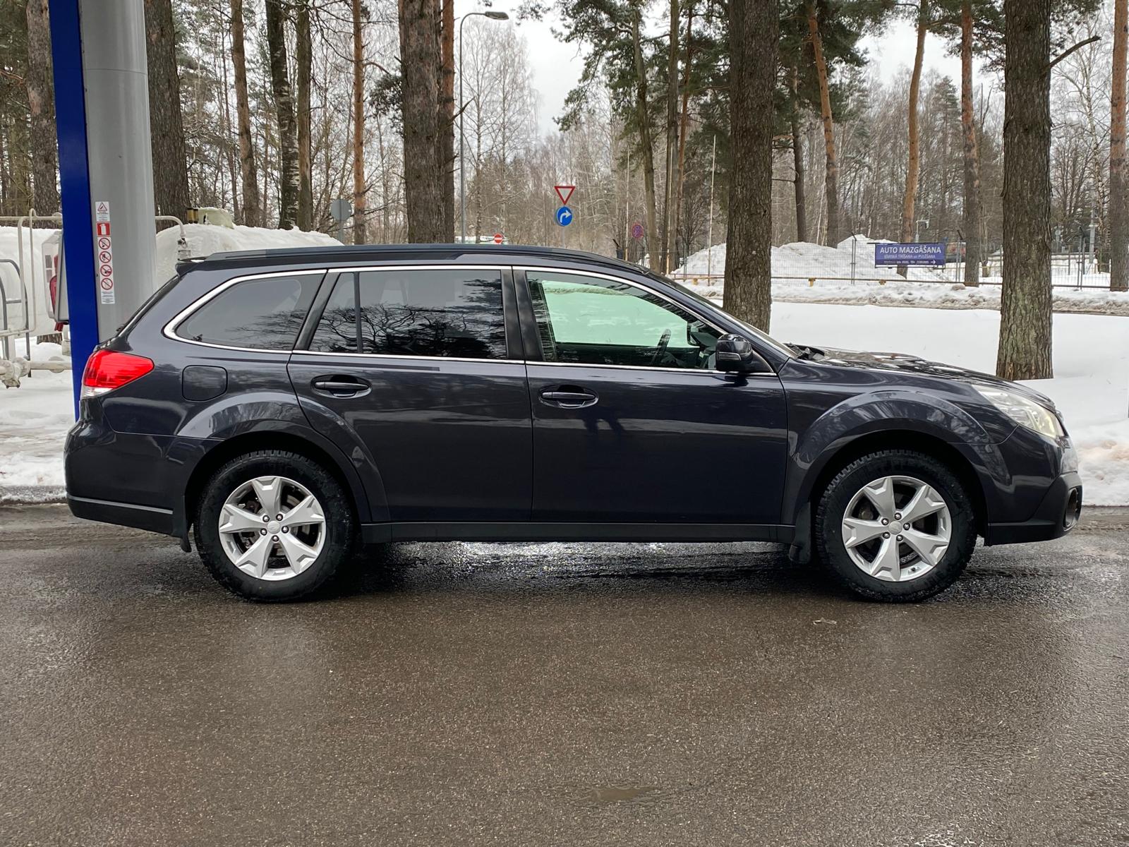 SUBARU LEGACY OUTBACK