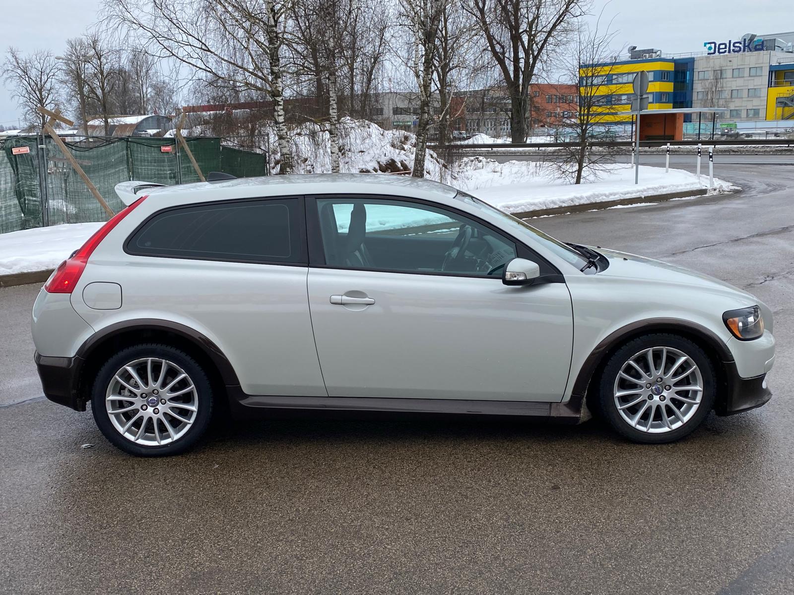 VOLVO C30