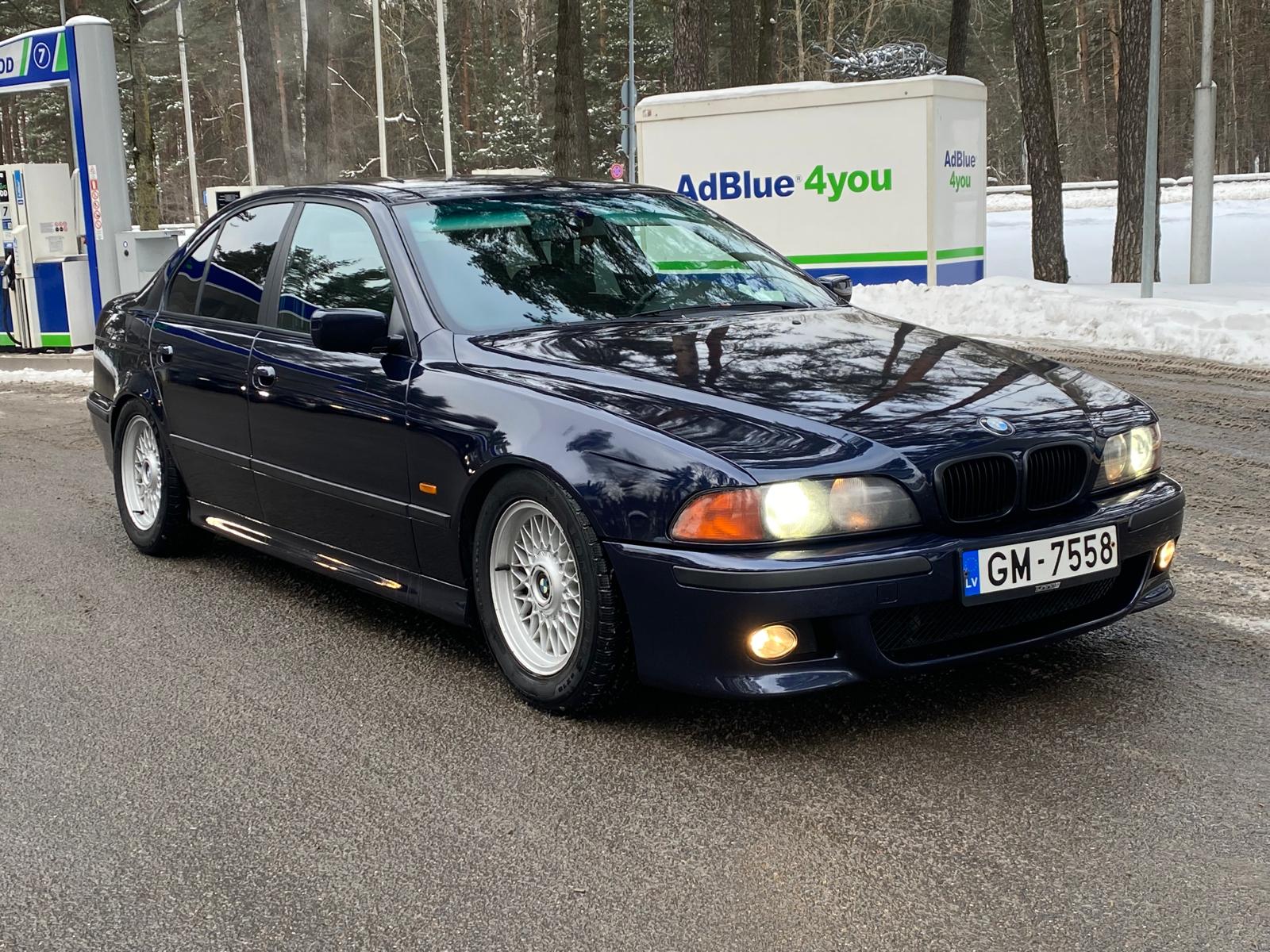 BMW 528 (E39) M-PACK
