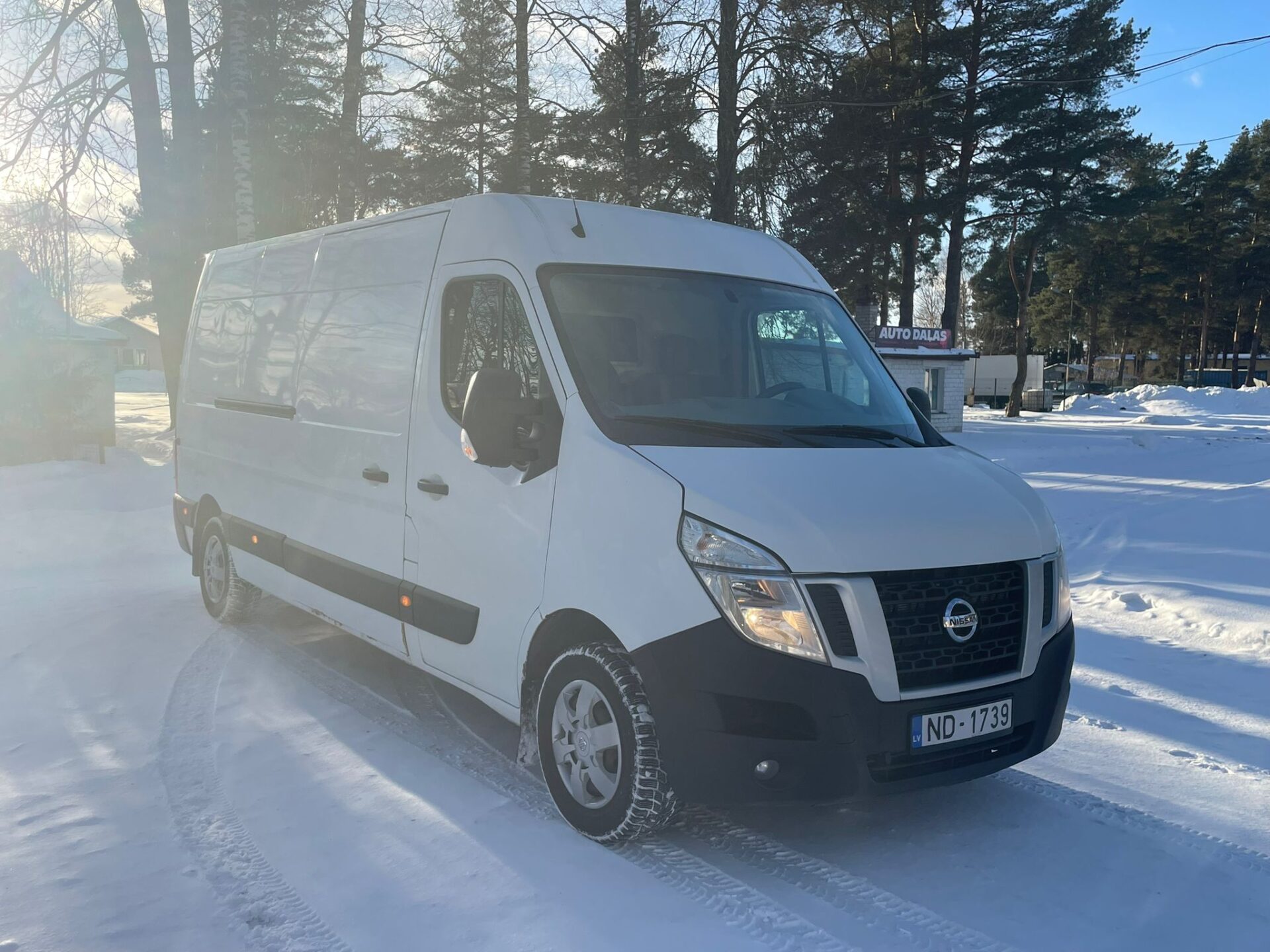NISSAN NV400 KRAVAS BUSS