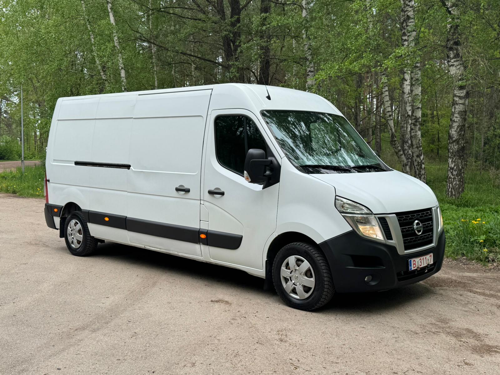 NISSAN NV400 KRAVAS BUSS