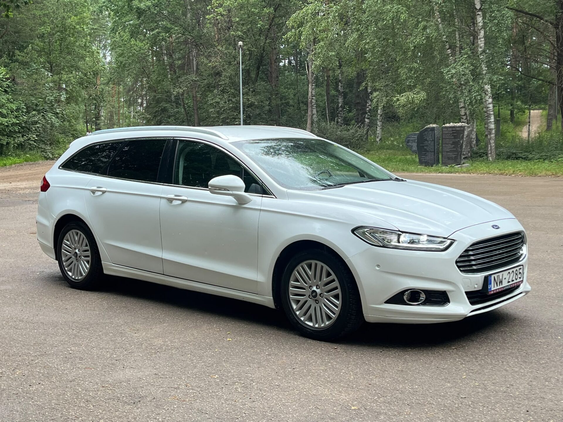 FORD MONDEO