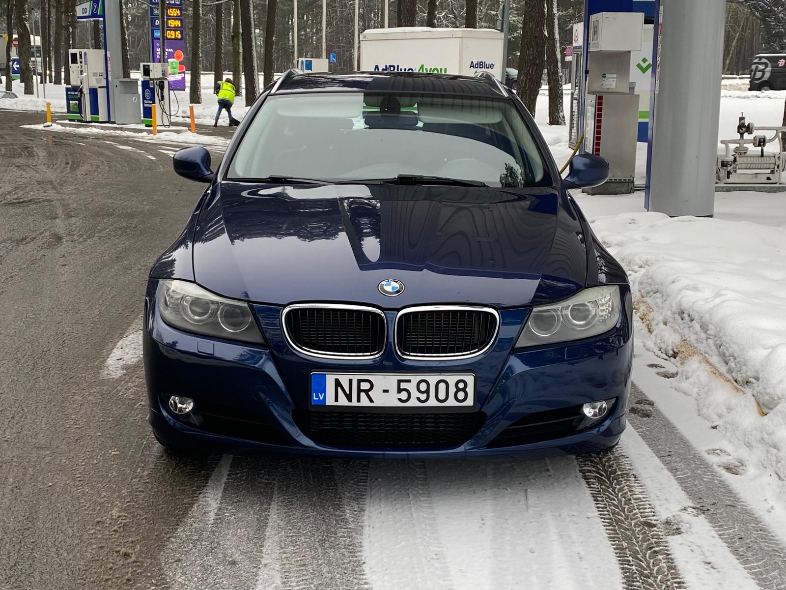 BMW 318 (E91)