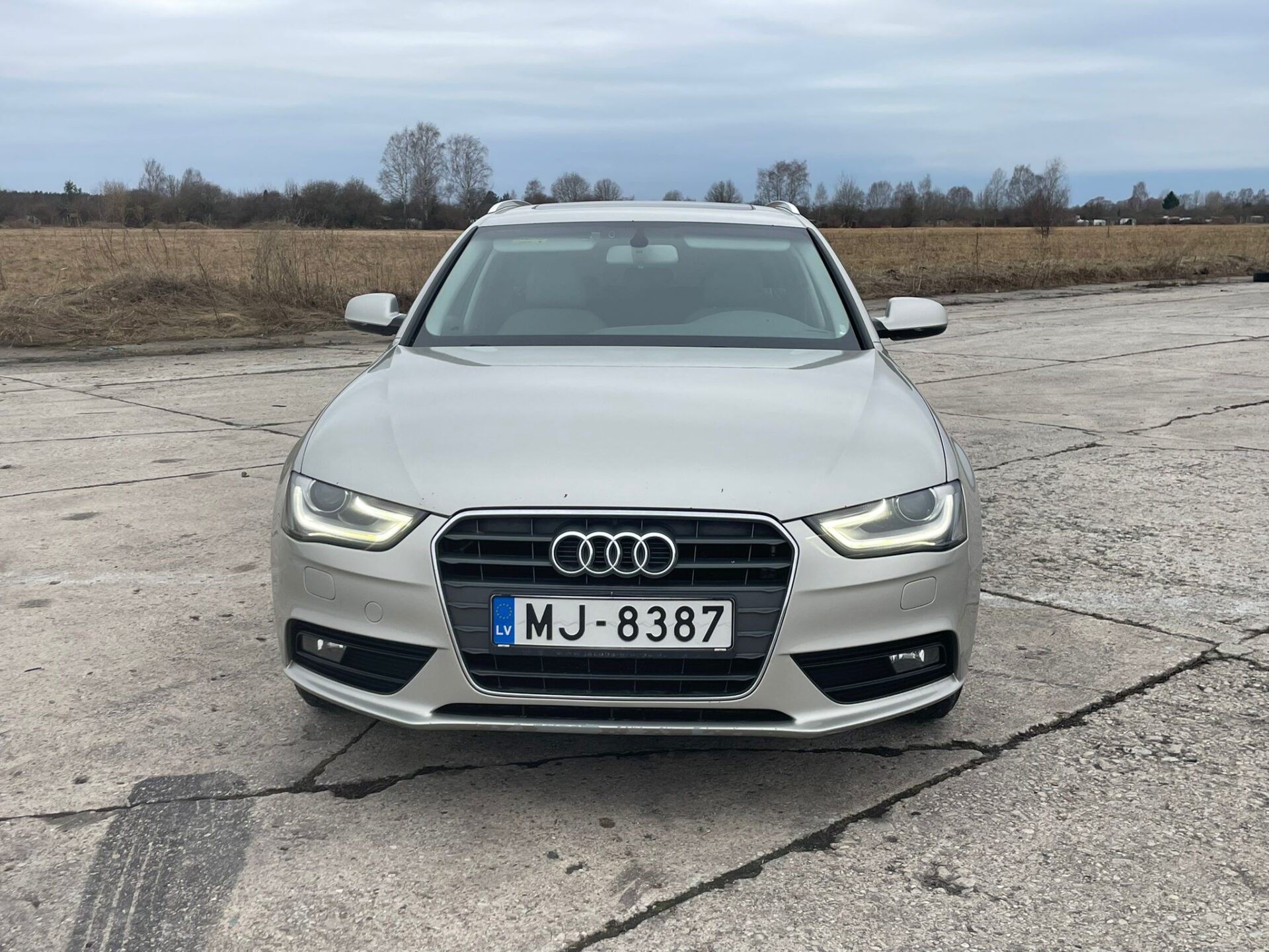 AUDI A4 AVANT