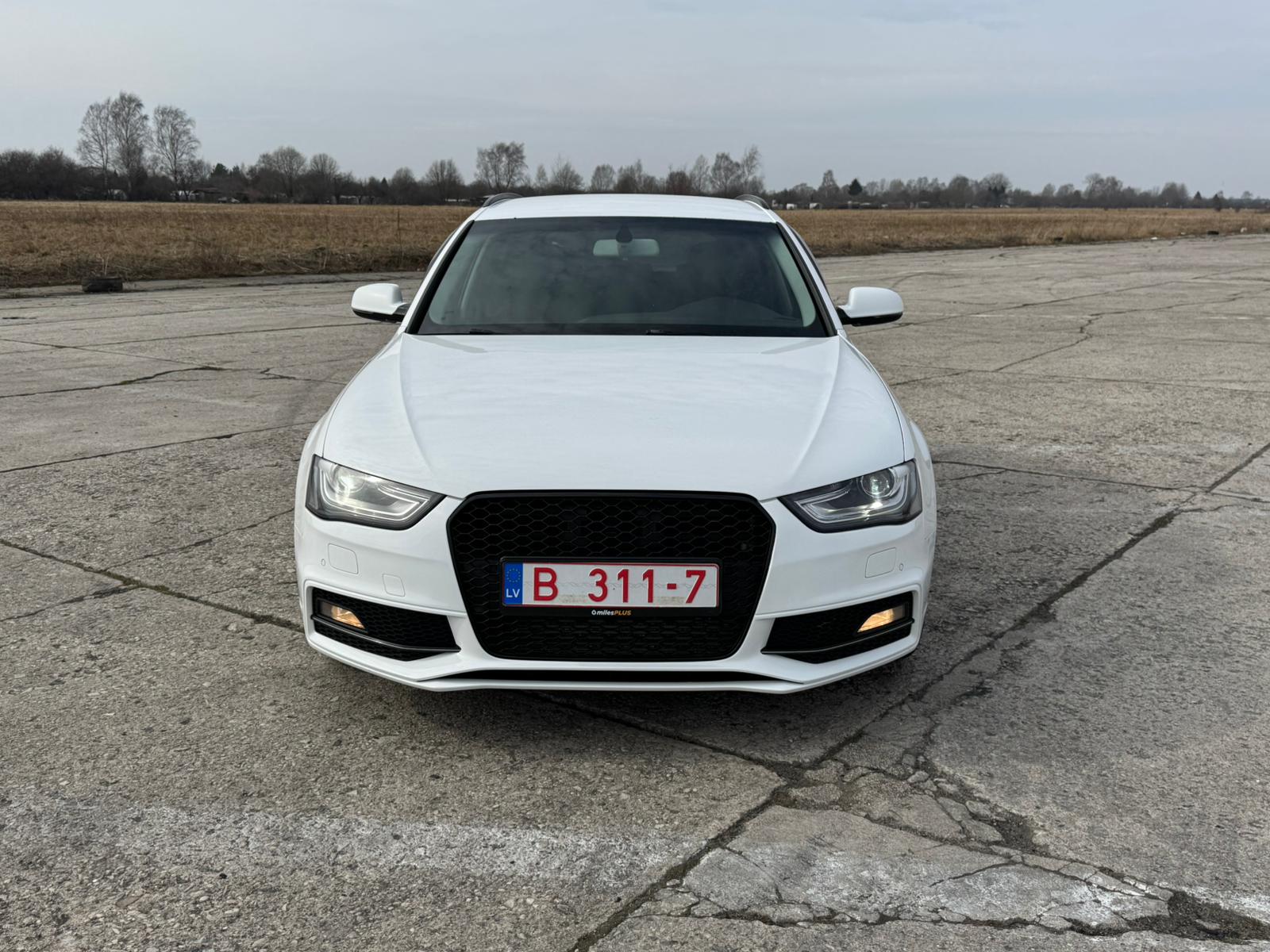 AUDI A4 S-LINE