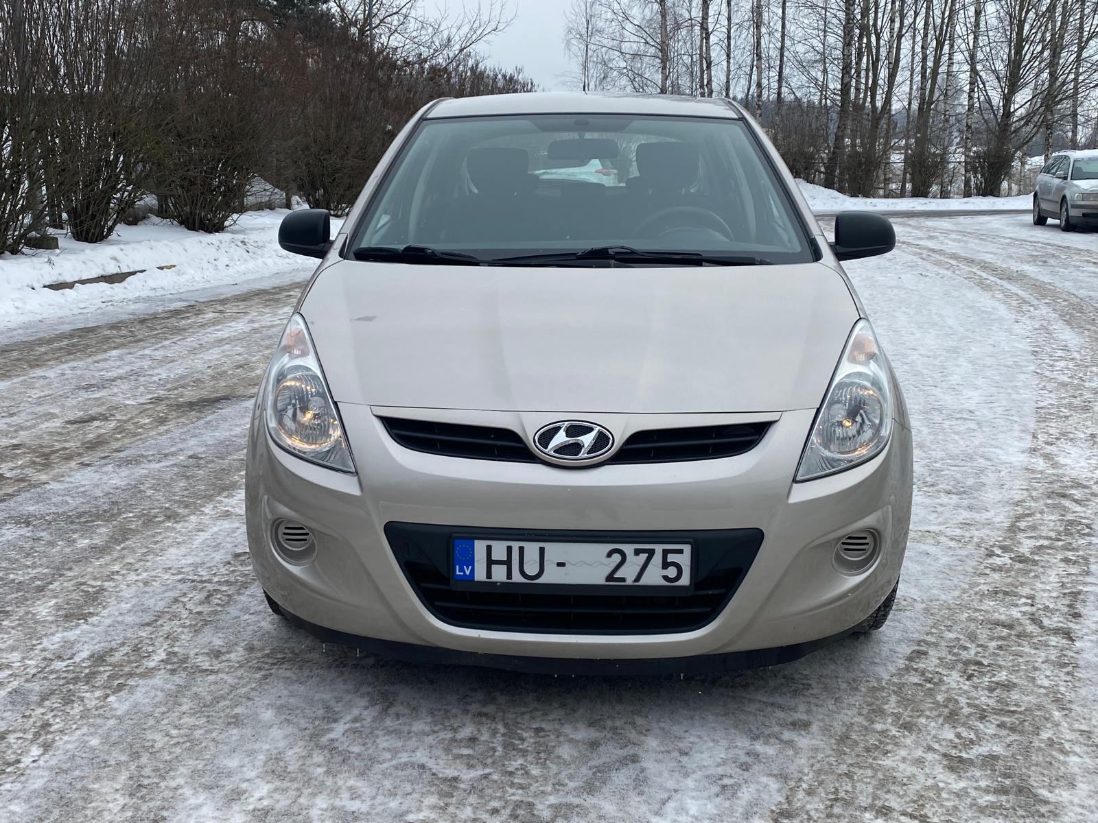 HYUNDAI I20