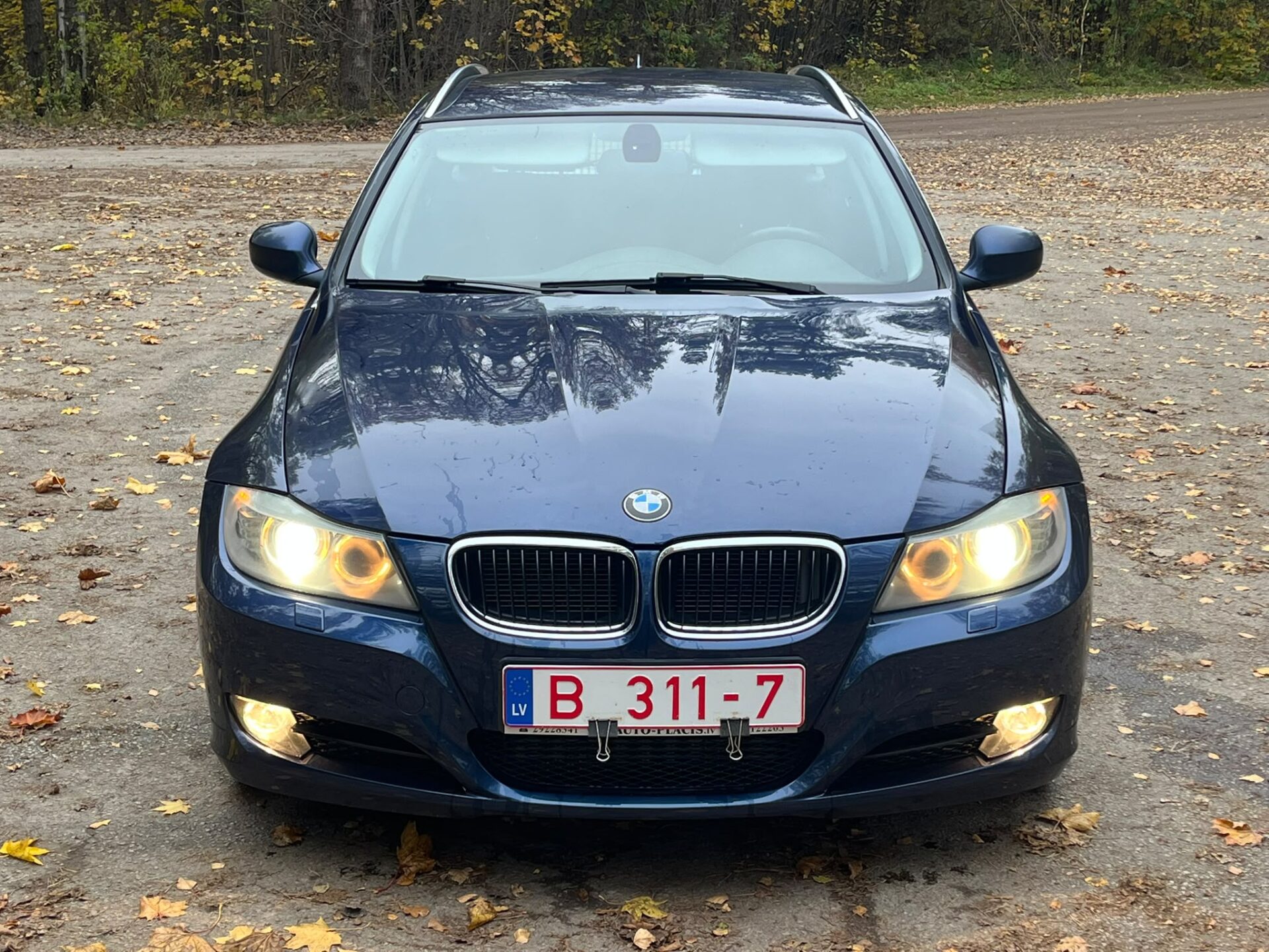 BMW 318 (E91)
